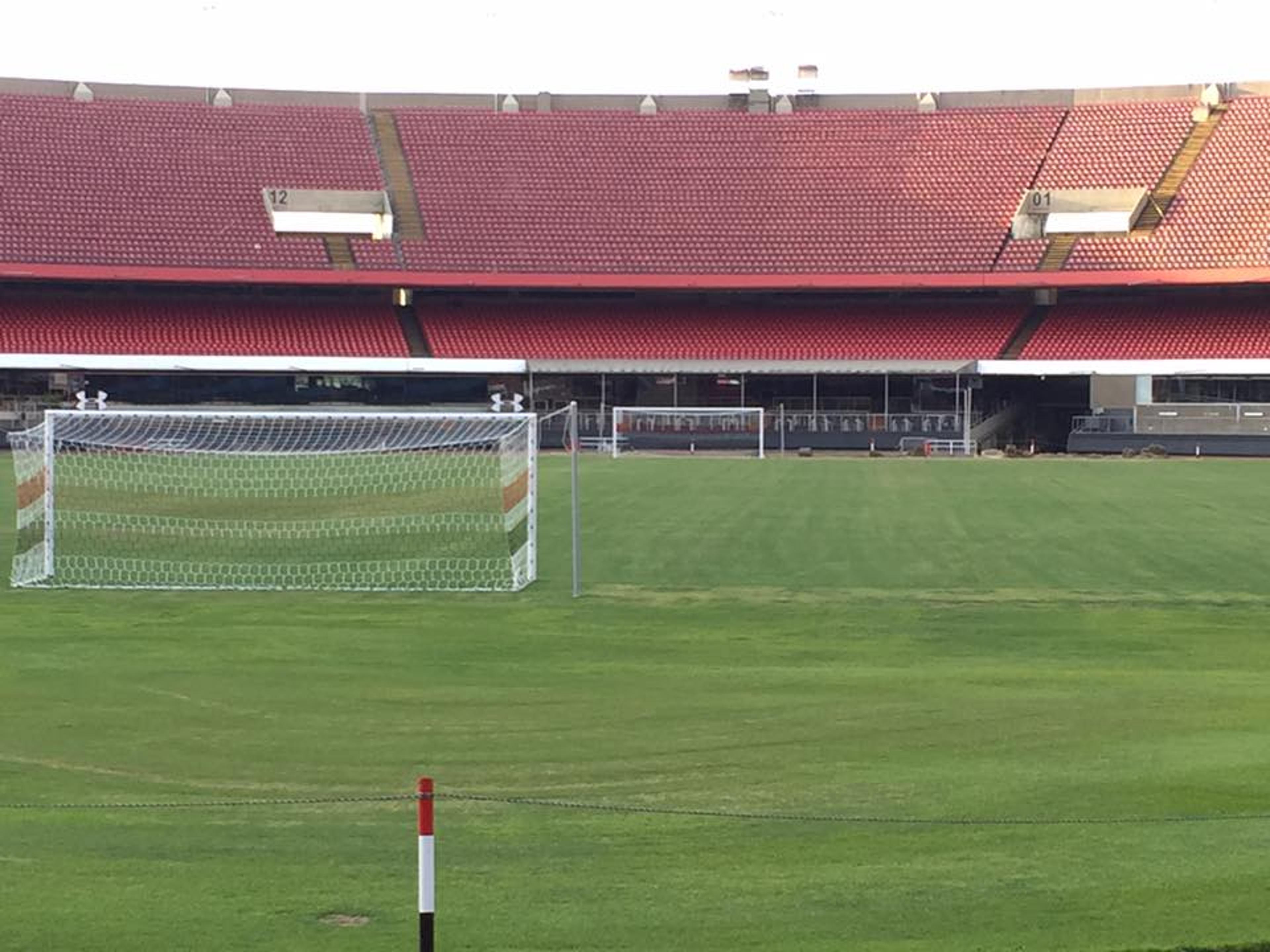 Conselheiro do São Paulo publica foto de novas redes do Morumbi