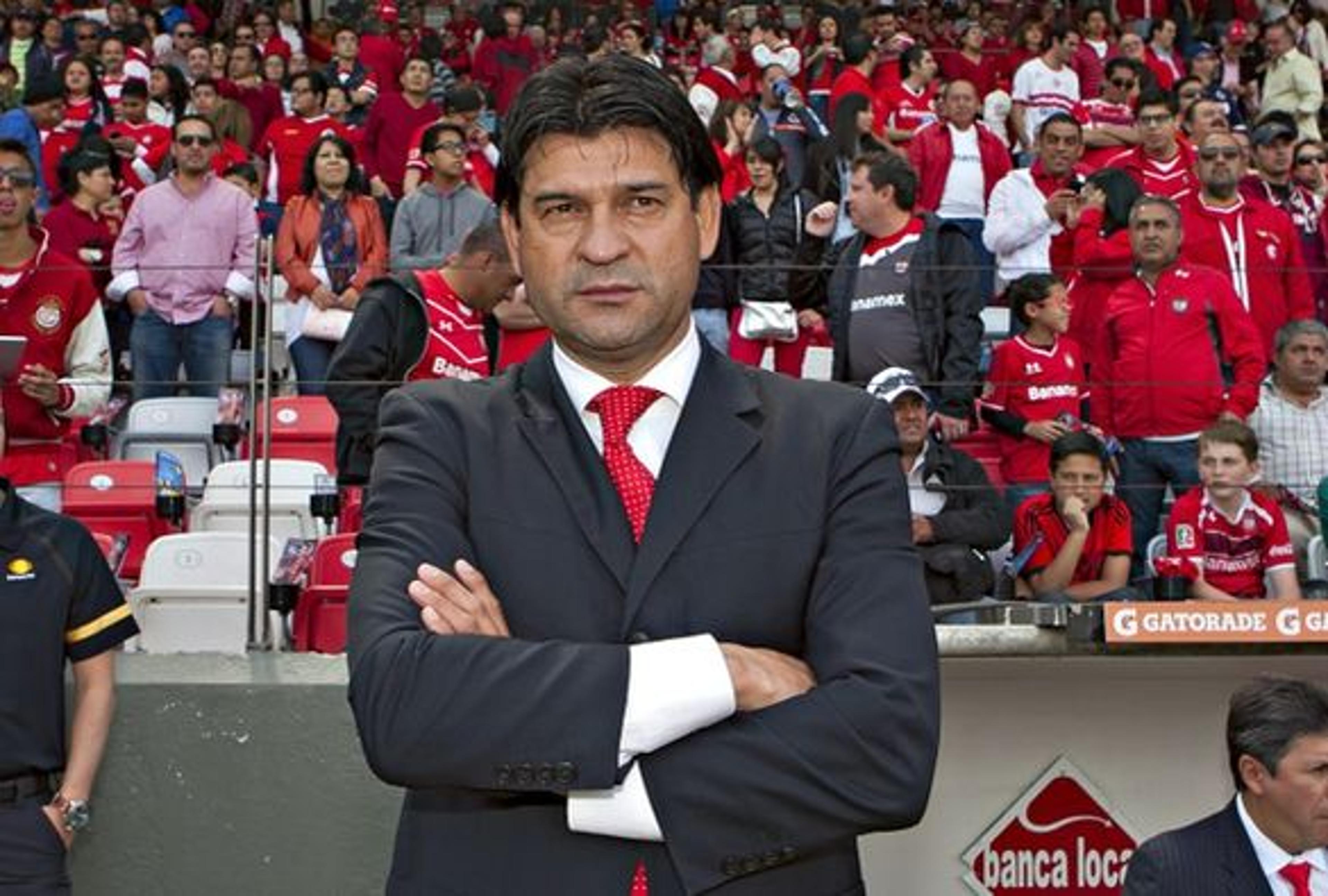 Técnico do Toluca promete ganhar do SP, mas se demitirá depois do jogo