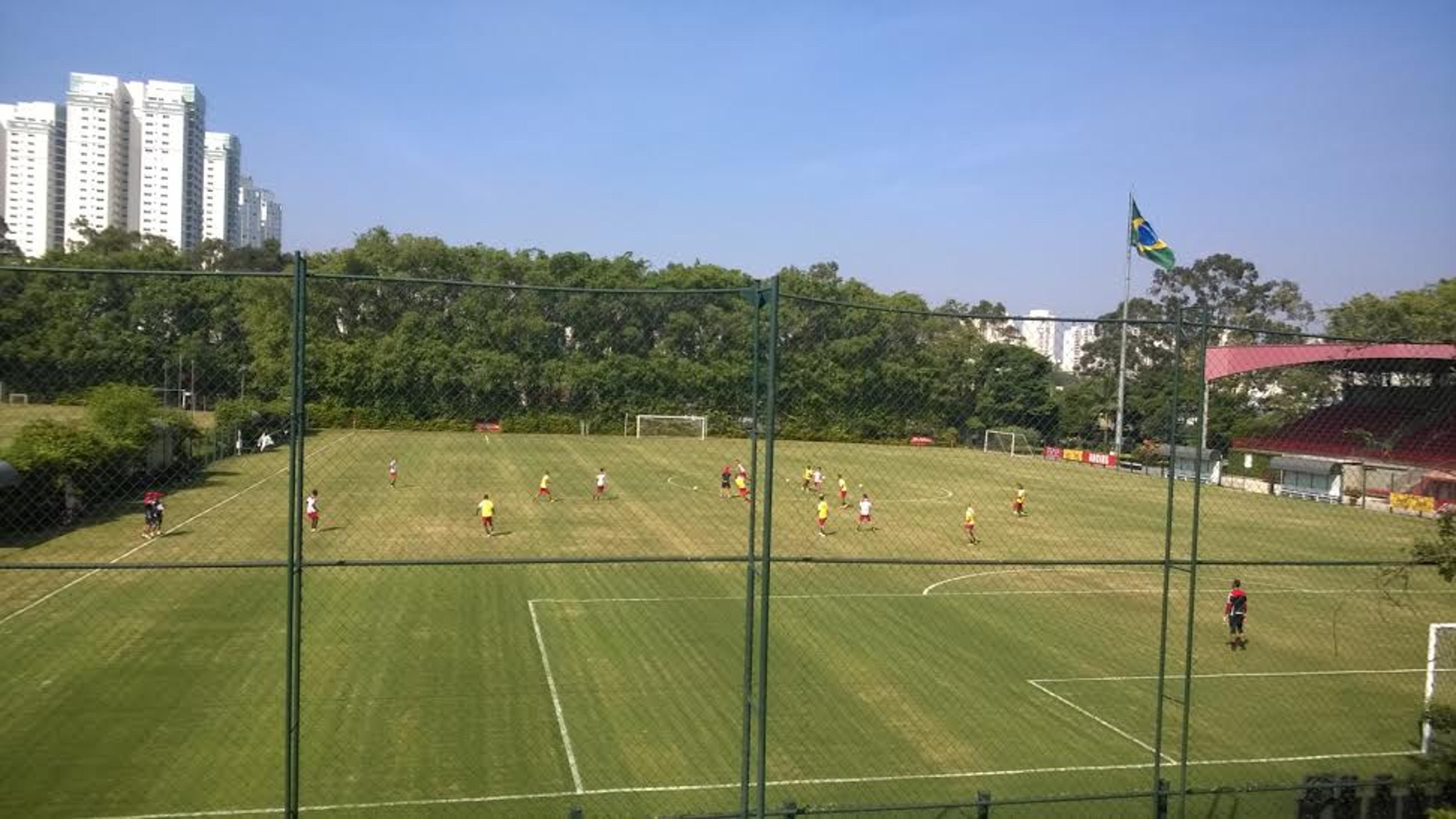 Treino tático inicia preparação do São Paulo para encarar o River Plate