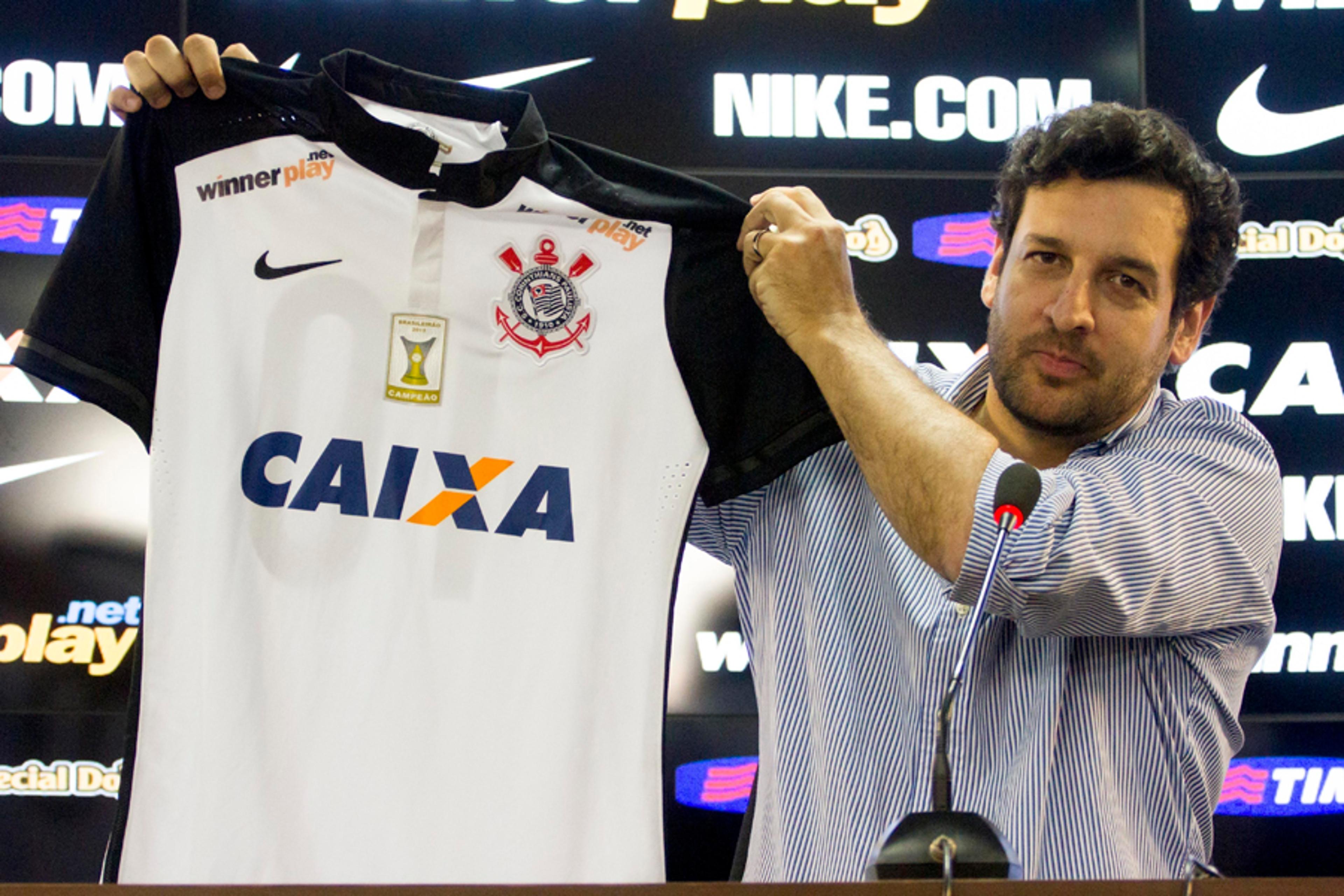 Após Caixa, Corinthians negocia mais patrocínios e projeta atingir R$ 70 mi