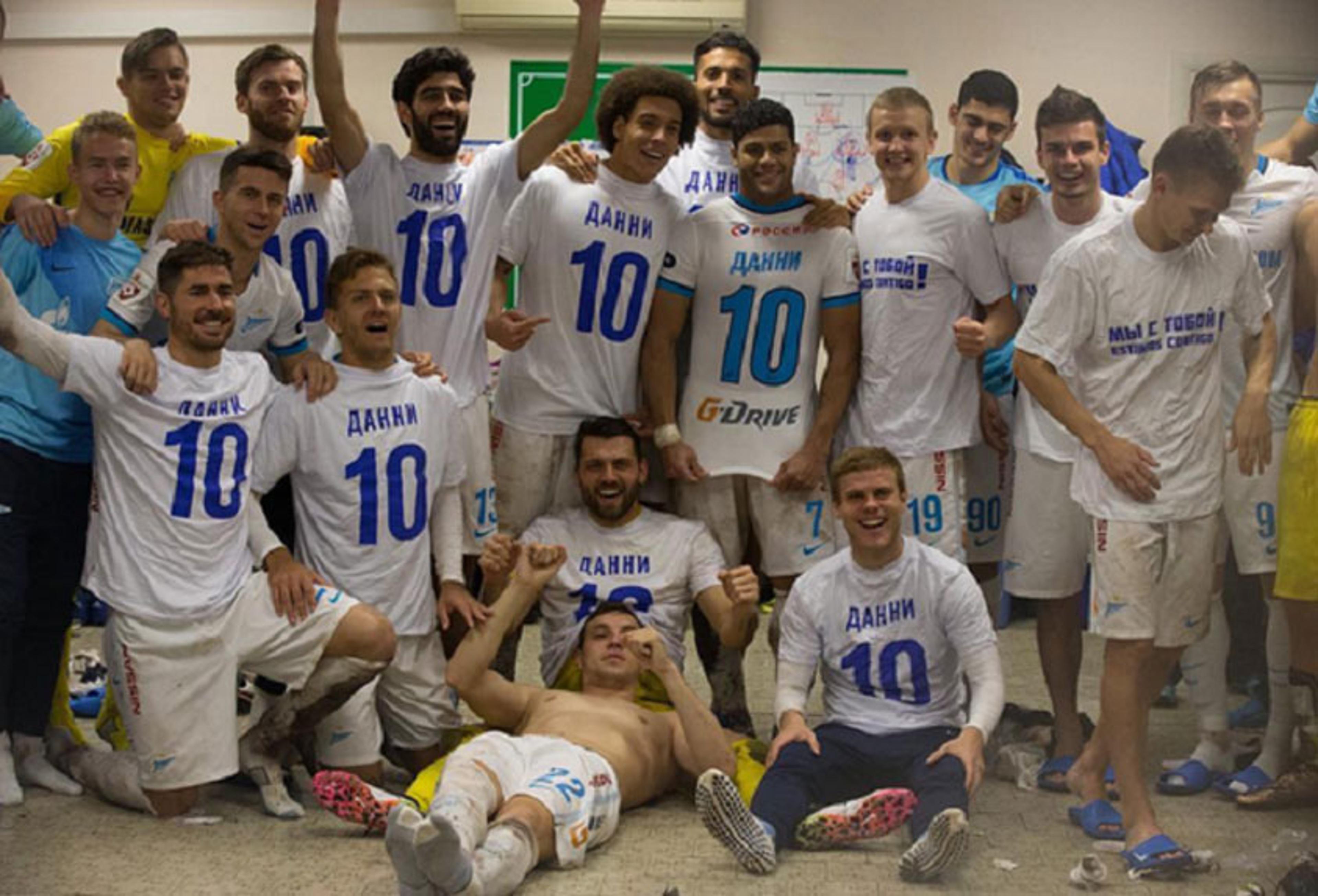 Zenit vai à final da Copa da Rússia, e jogadores homenageam Danny