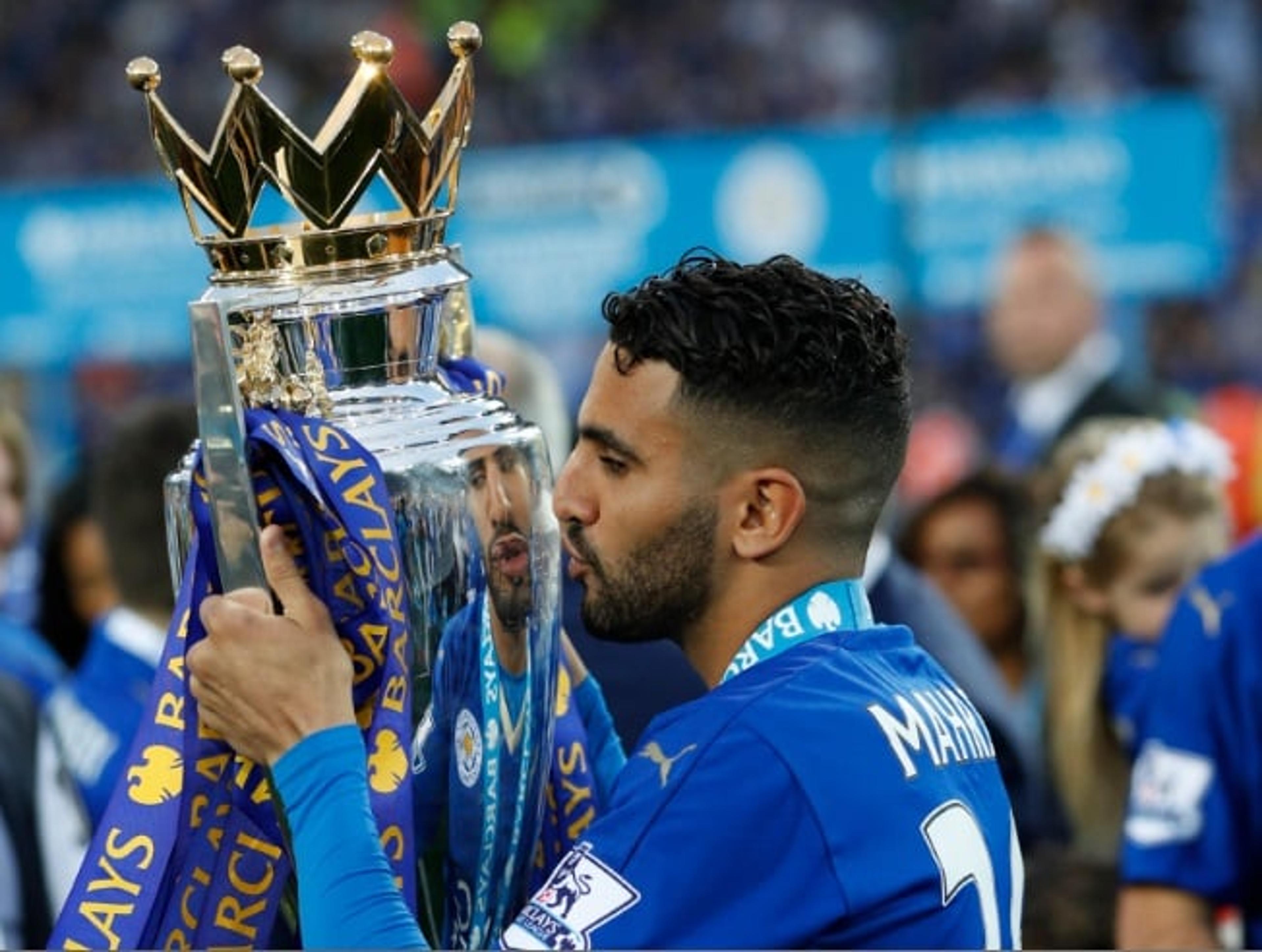 Um dos heróis do título do Leicester, Mahrez está perto do Arsenal