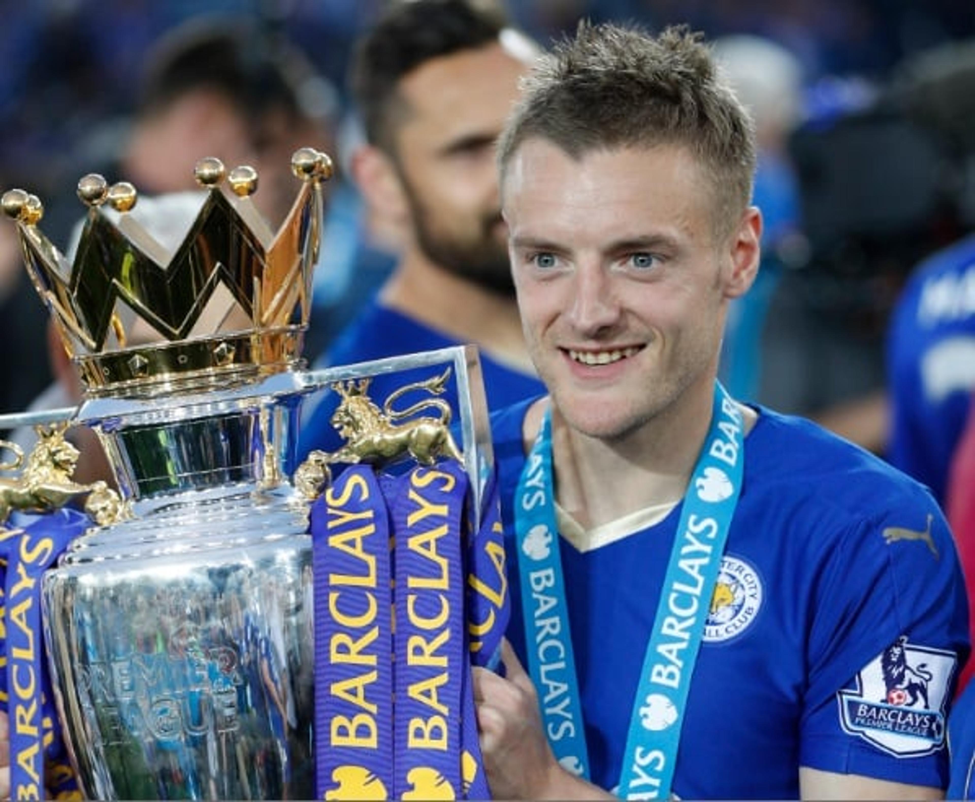 Ranieri elogia permanência de Vardy, mas admite perder volante Kanté