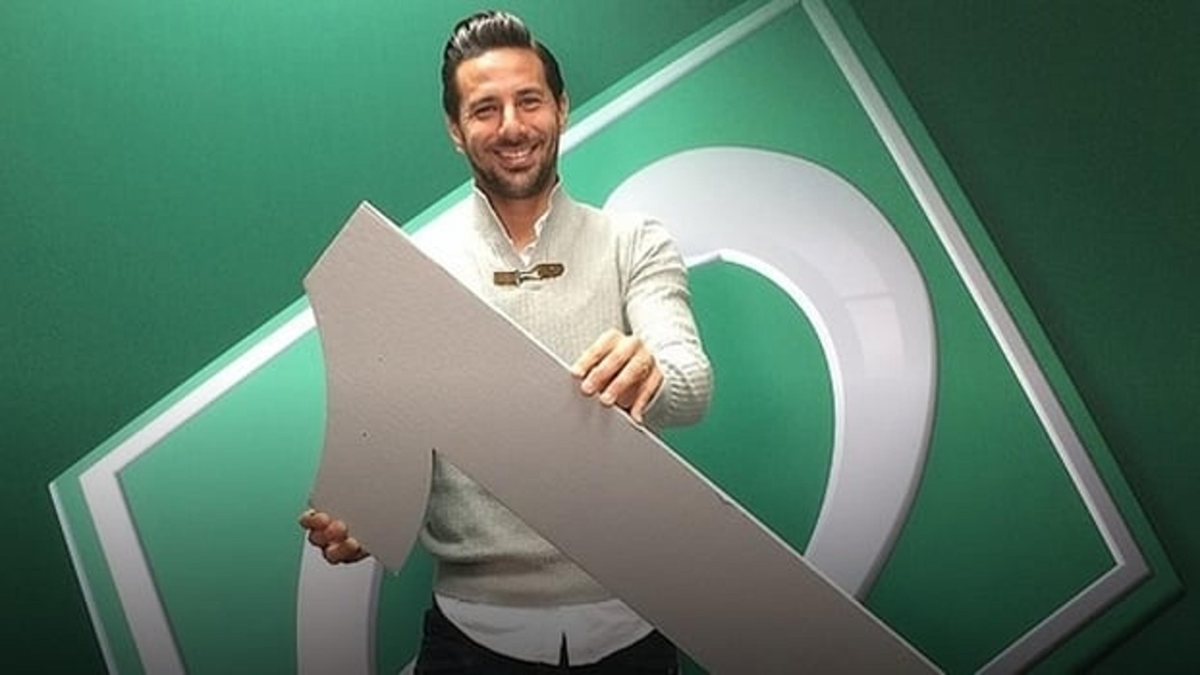 Após se livrar do rebaixamento, Werder renova contrato de Pizarro