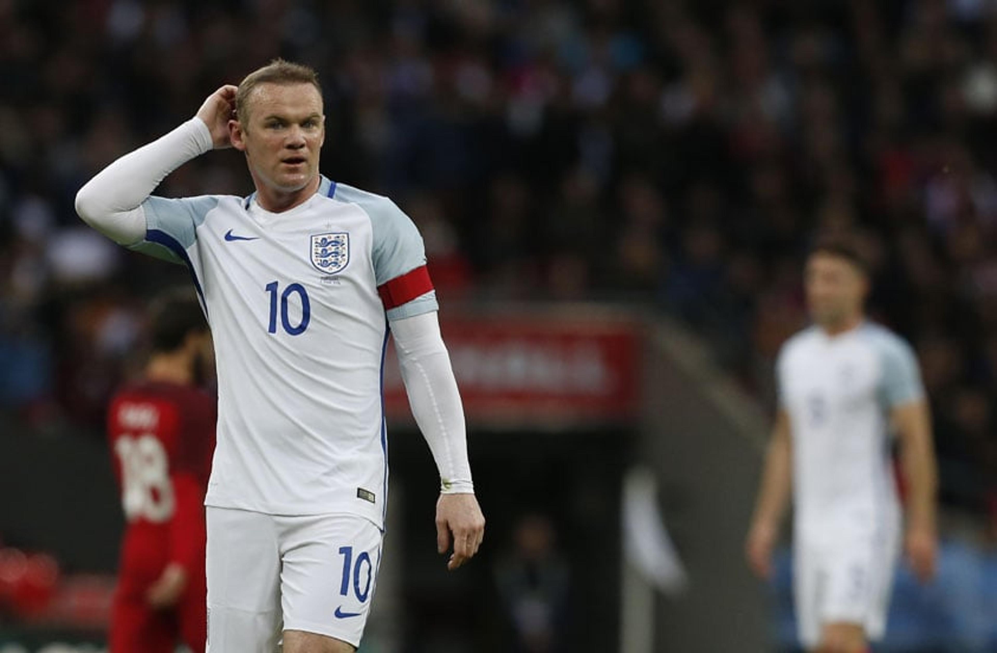 Seleção Inglesa convoca Wayne Rooney para partida de despedida