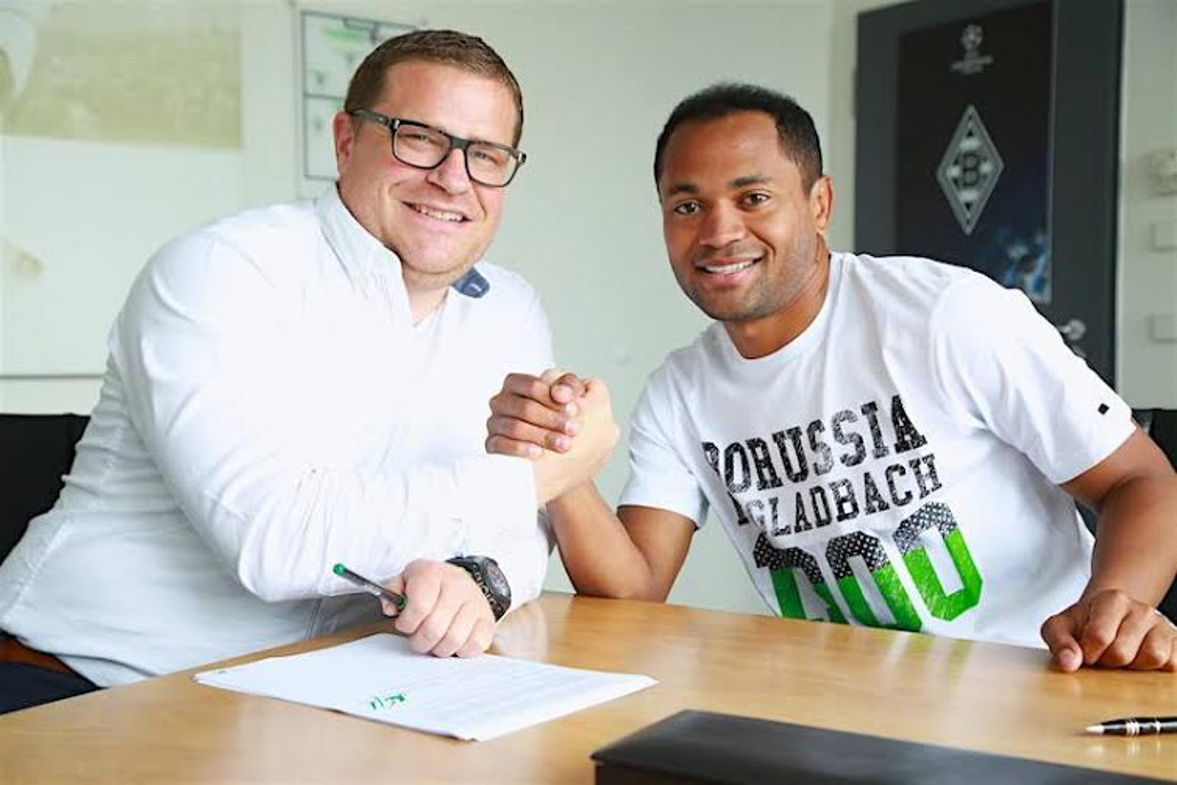 Brasileiro Raffael renova contrato e fica no Gladbach até 2019