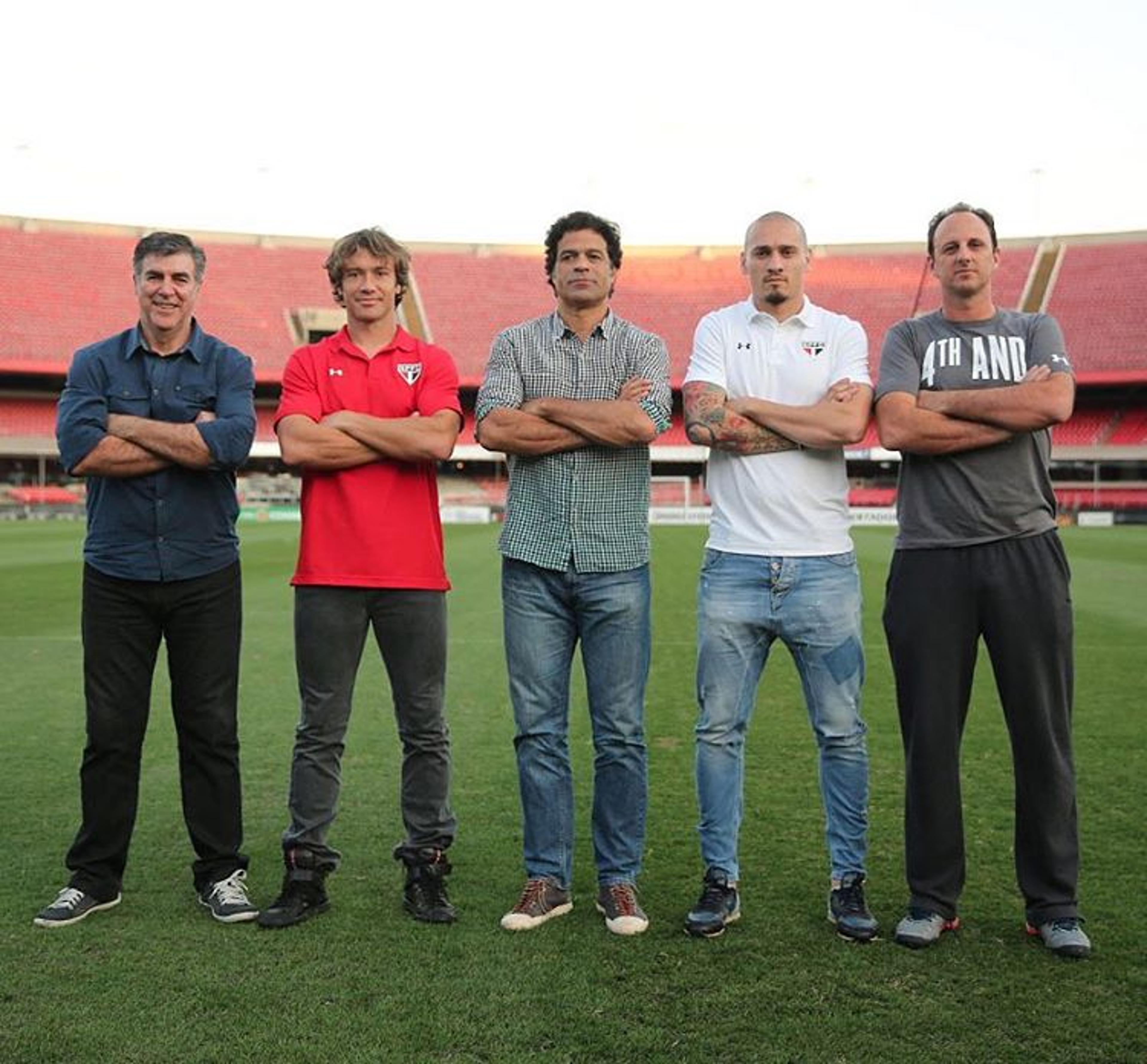 Zetti, Raí e Rogério Ceni recebem Maicon e Lugano no Morumbi