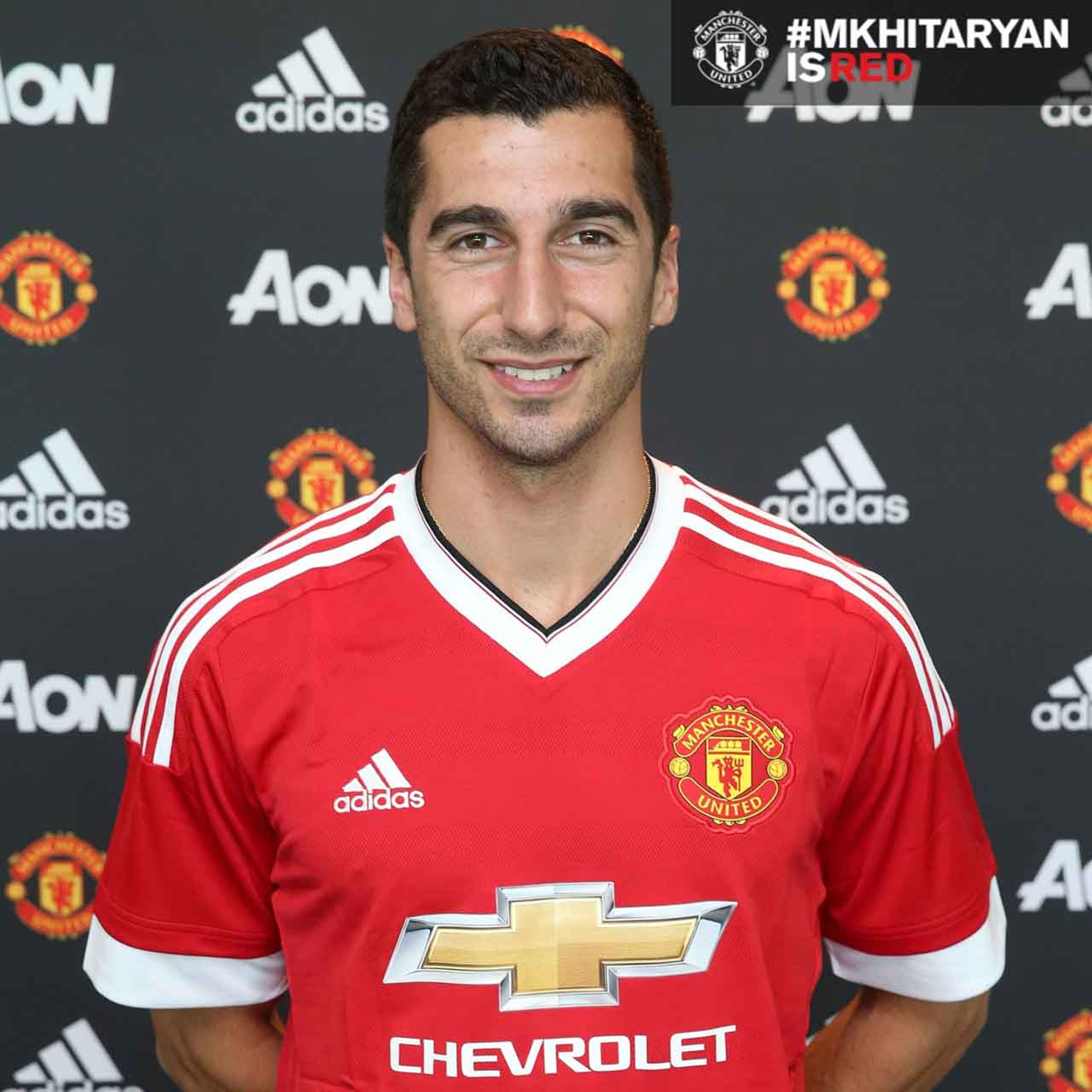 Mkhitaryan é apresentado no United: ‘É um sonho que se realiza’