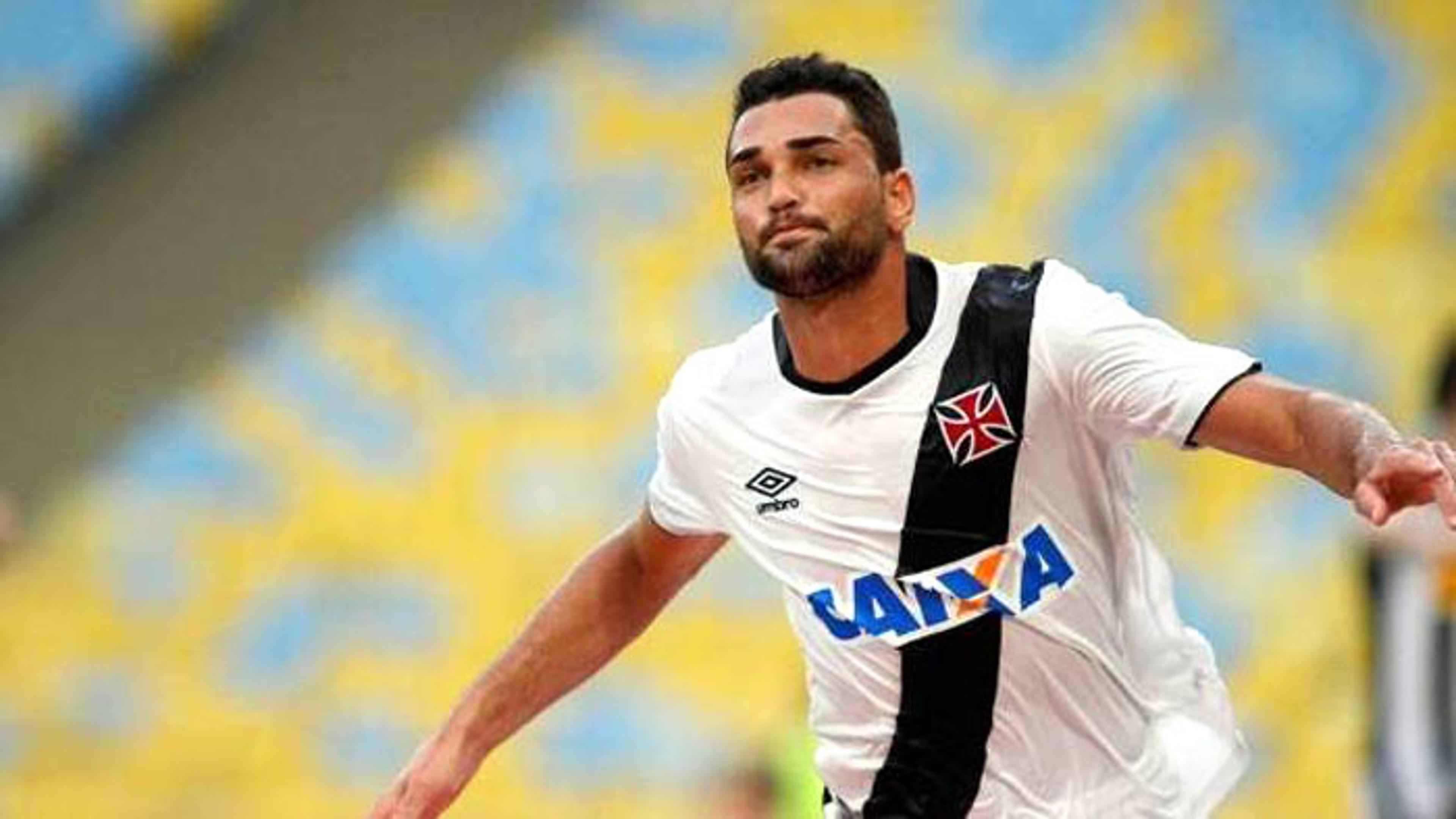 São Paulo fica perto de anunciar atacante sondado pelo Corinthians