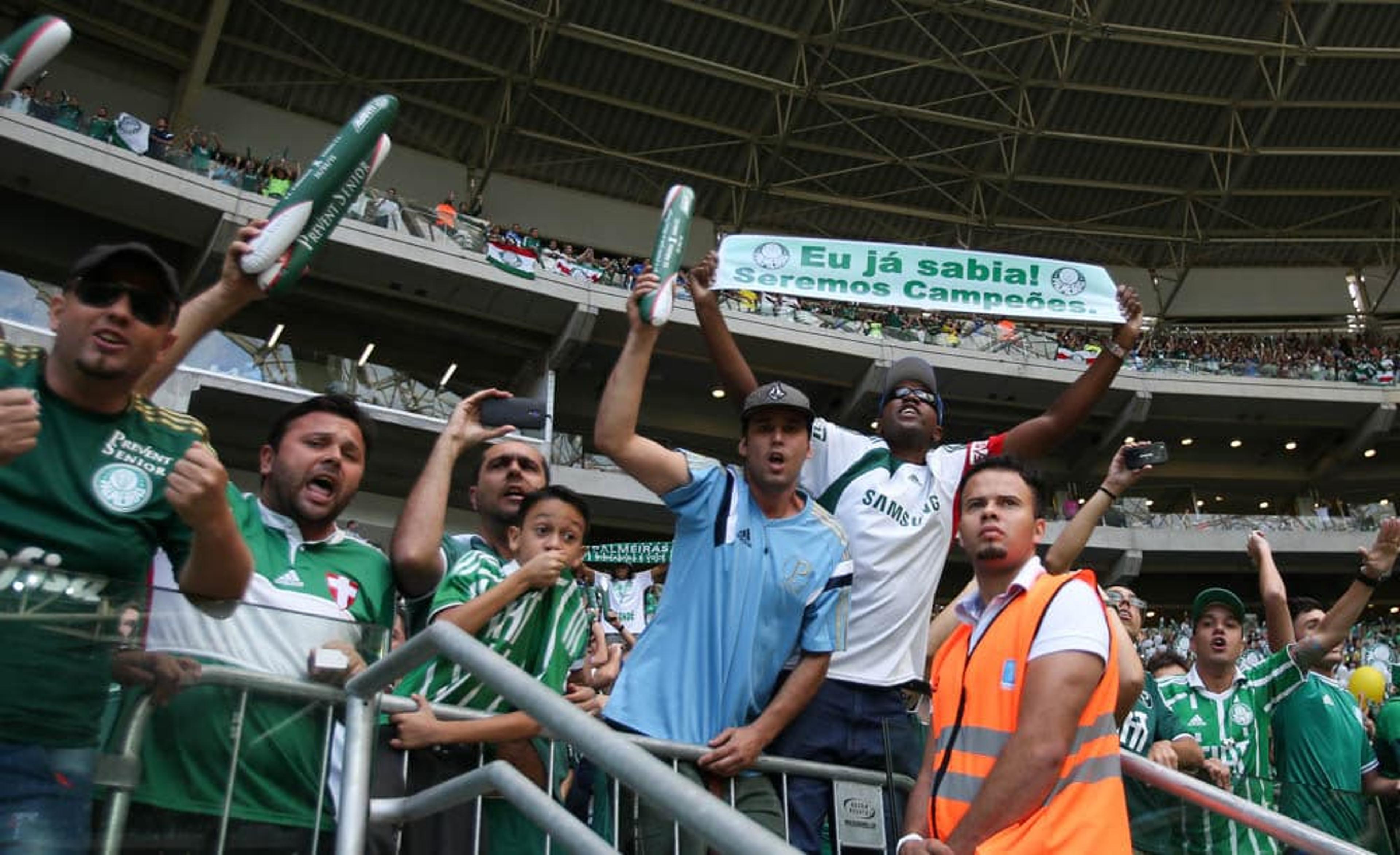 Com 5 mil sócios, velha guarda do Palmeiras segue ativa no Allianz