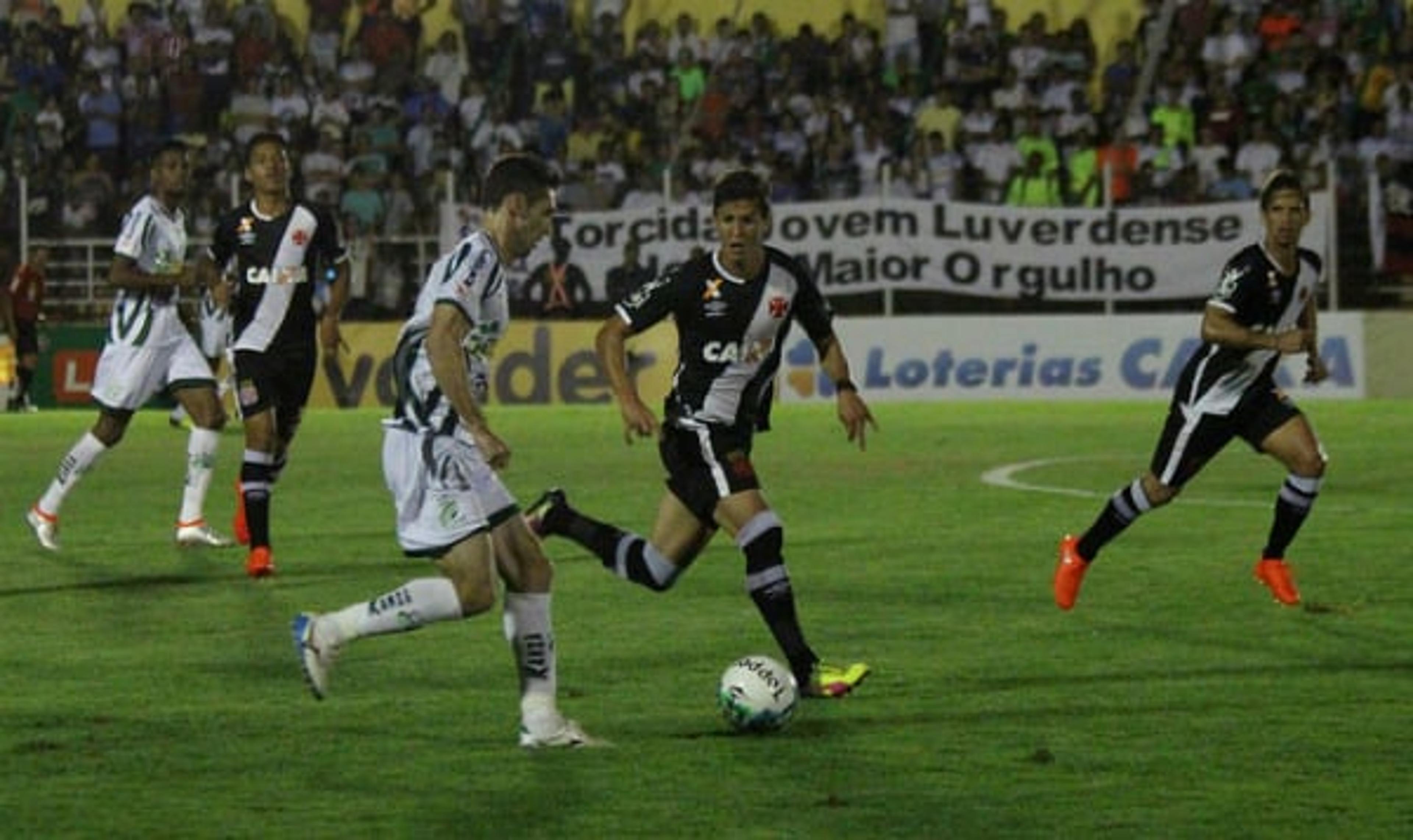 ATUAÇÕES: Martin Silva e Jomar foram os destaques do Vasco. Vote!