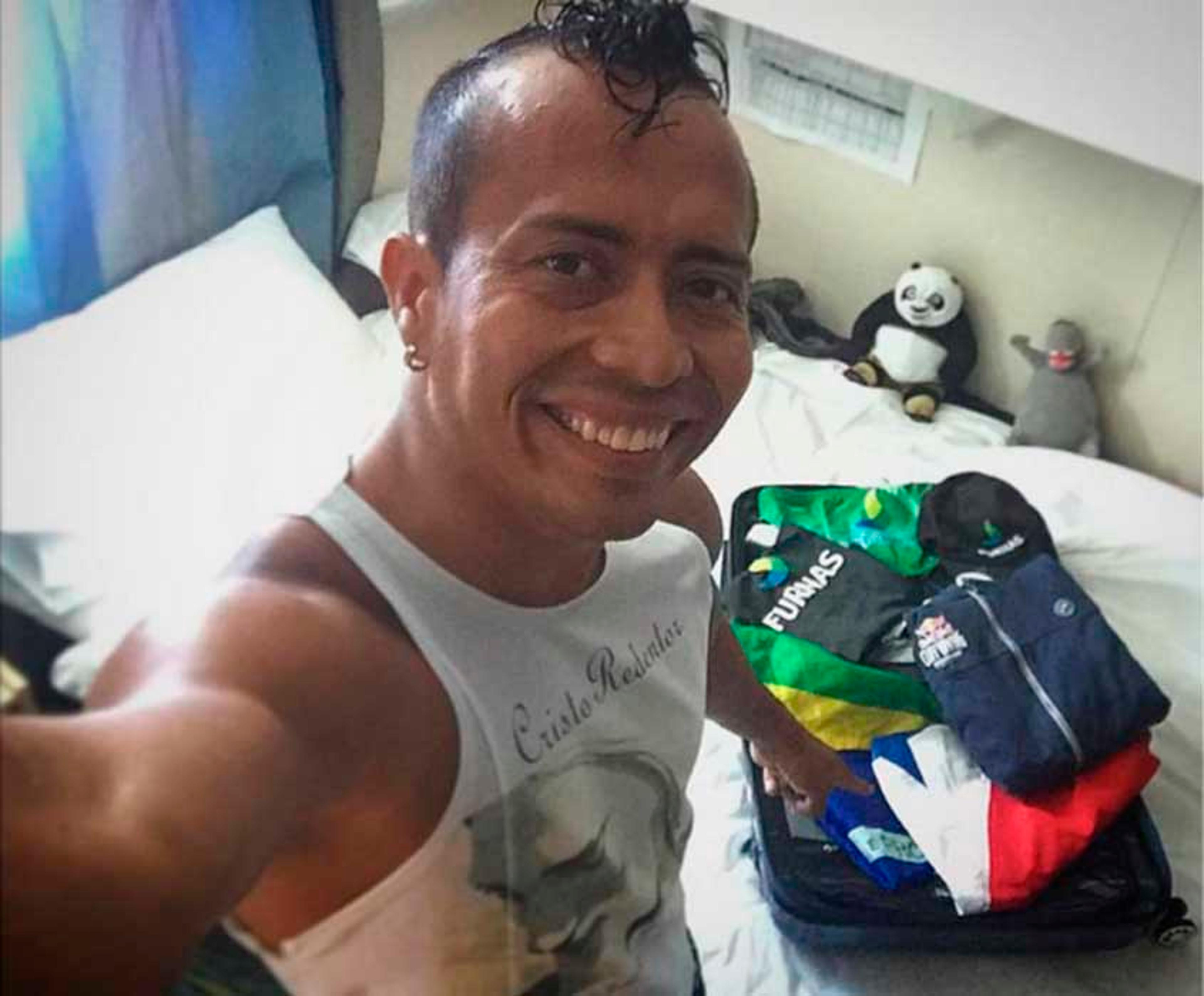 Jucelino Alves disputa etapa do Mundial de salto em penhasco