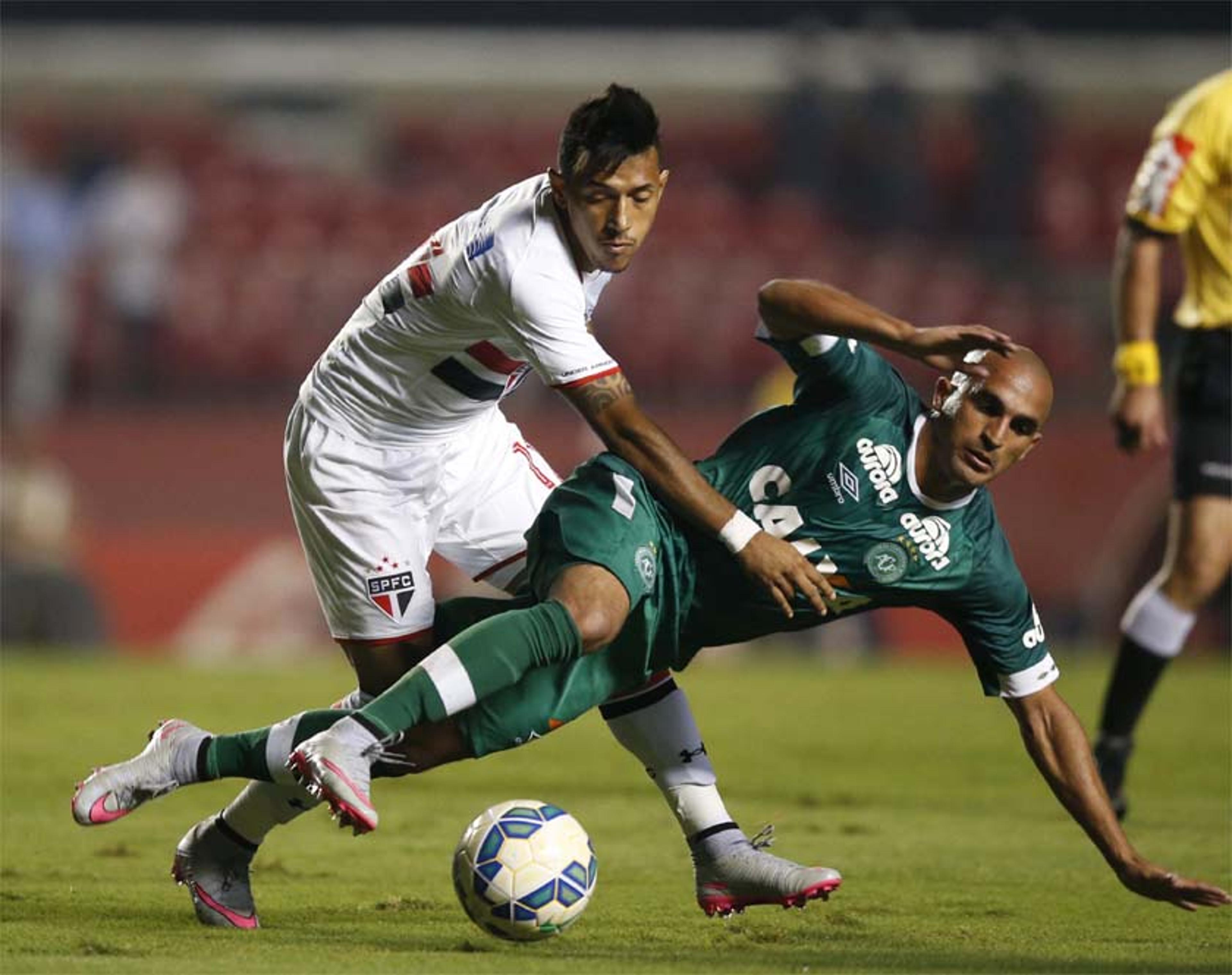 São Paulo desafia tabu: nunca marcou sobre a Chapecoense no Morumbi