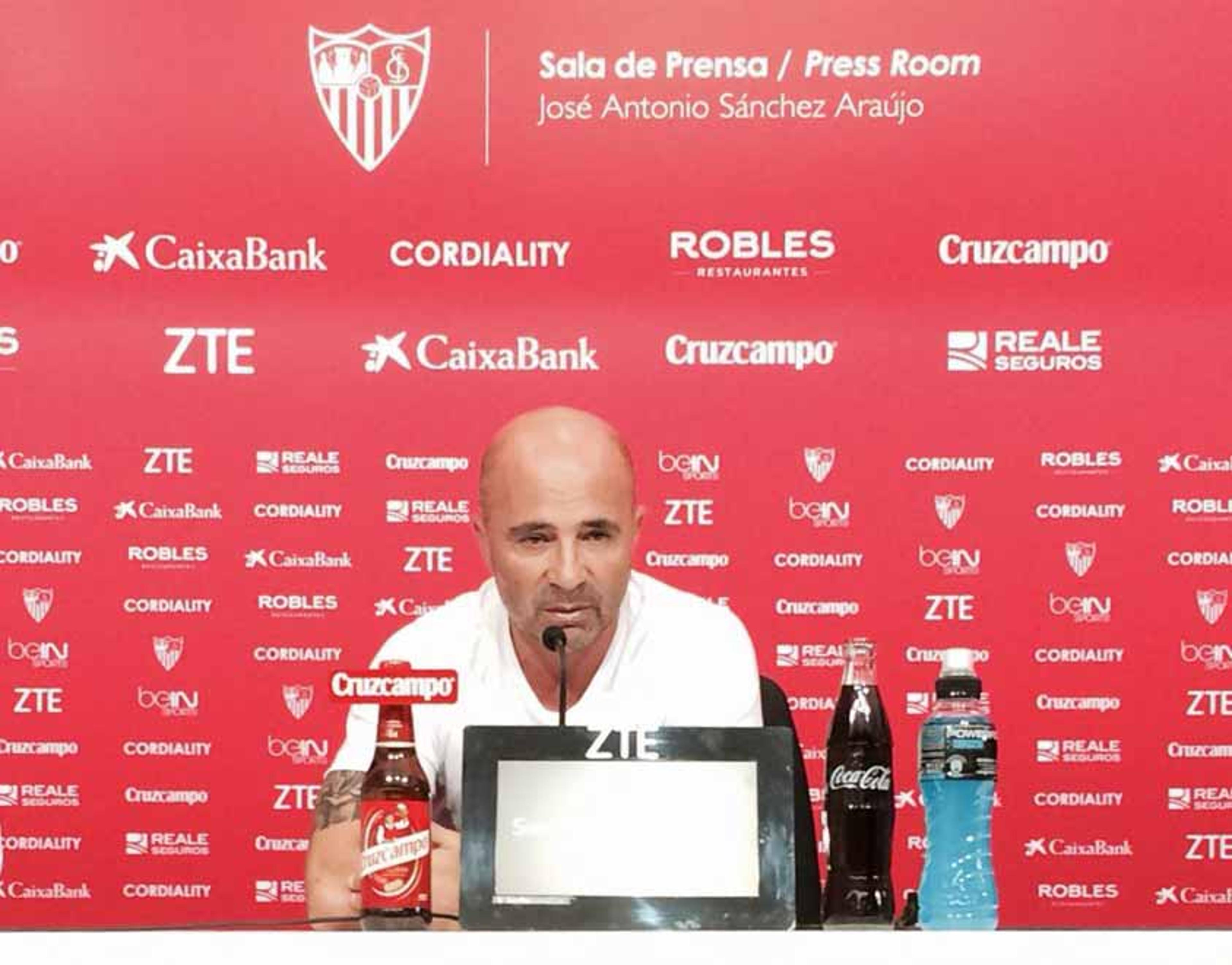 Sampaoli não confirma Ganso e fala sobre desfalques do Real Madrid