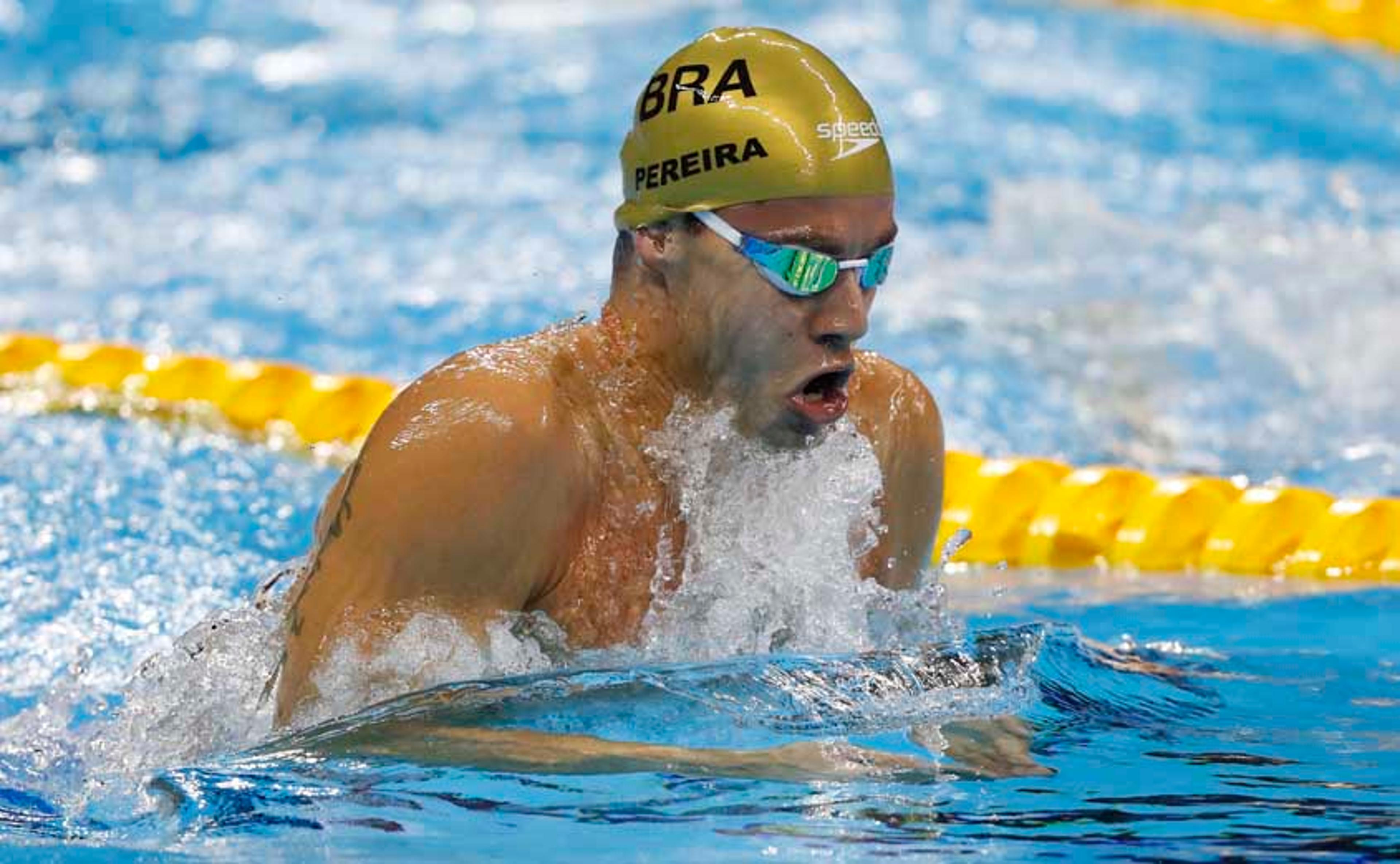 Thiago Pereira avança e está na final com Phelps nos 200m medley