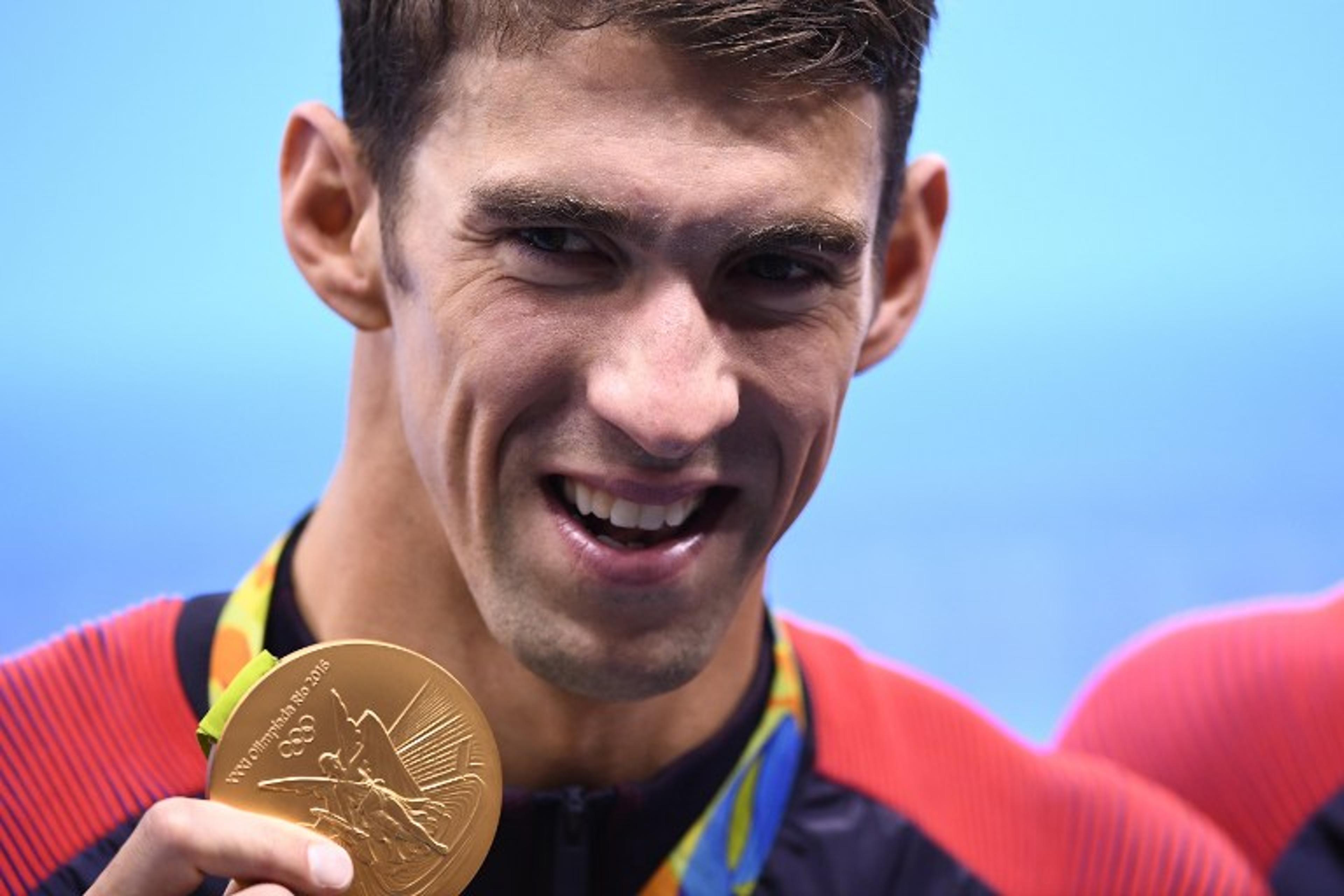 O melhor do dia 8: Se Phelps para após o 23°ouro, EUA seguem após 1000°; no basquete, drama e caos