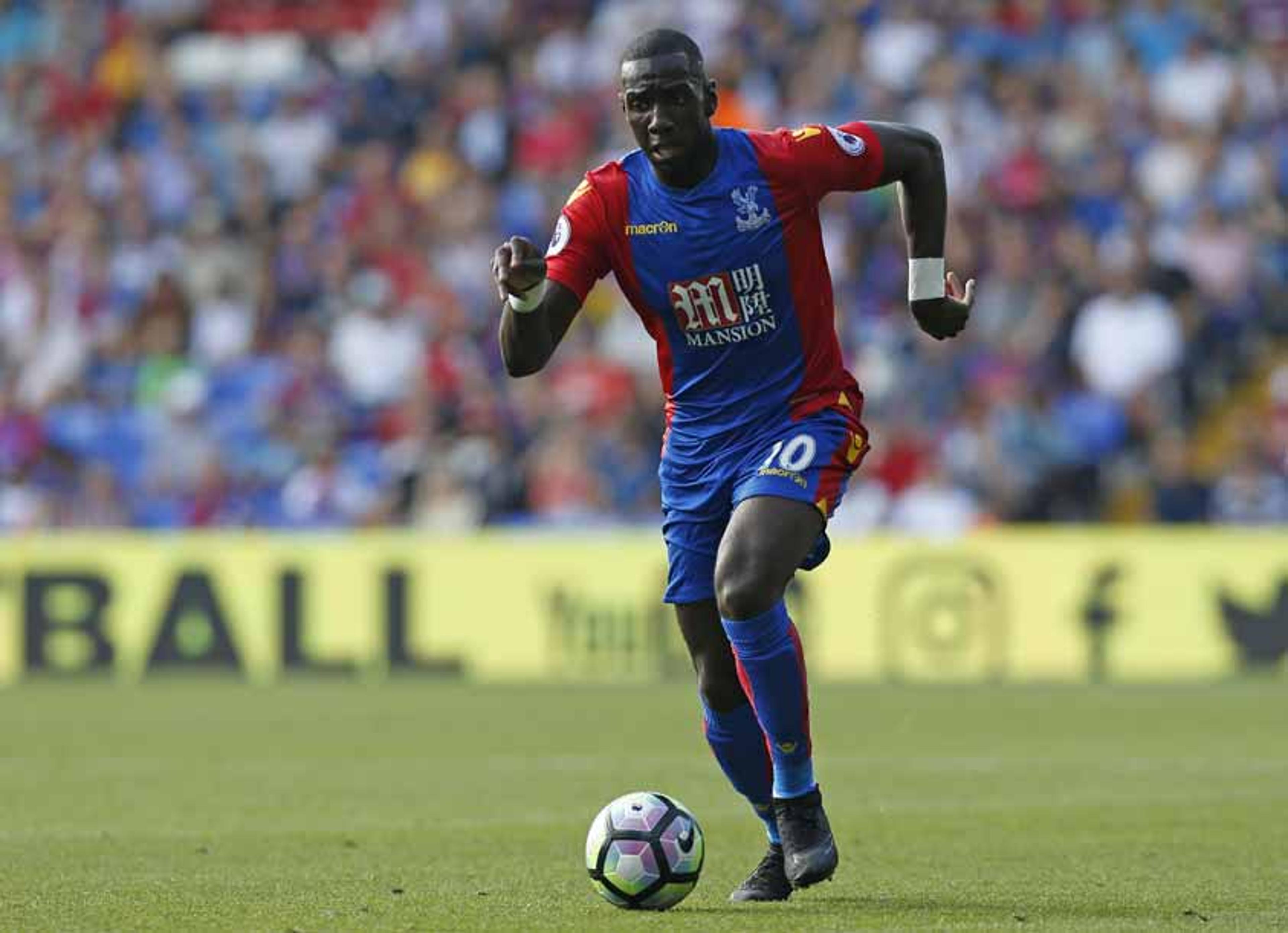 Everton paga mais de R$ 100 milhões por meia do Crystal Palace