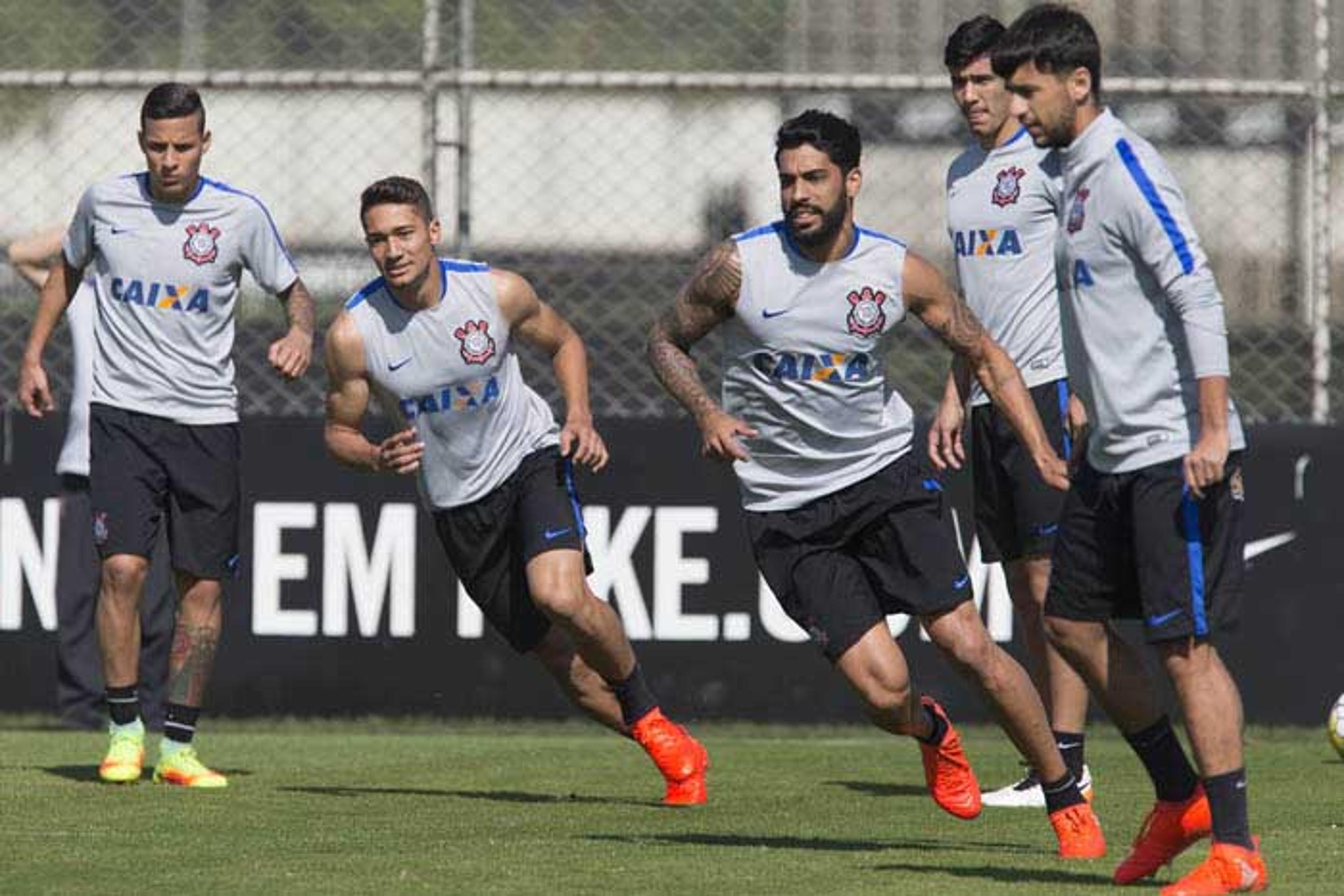 Feliz com reforços, Cristóvão explica Romero fora e confia nas mudanças