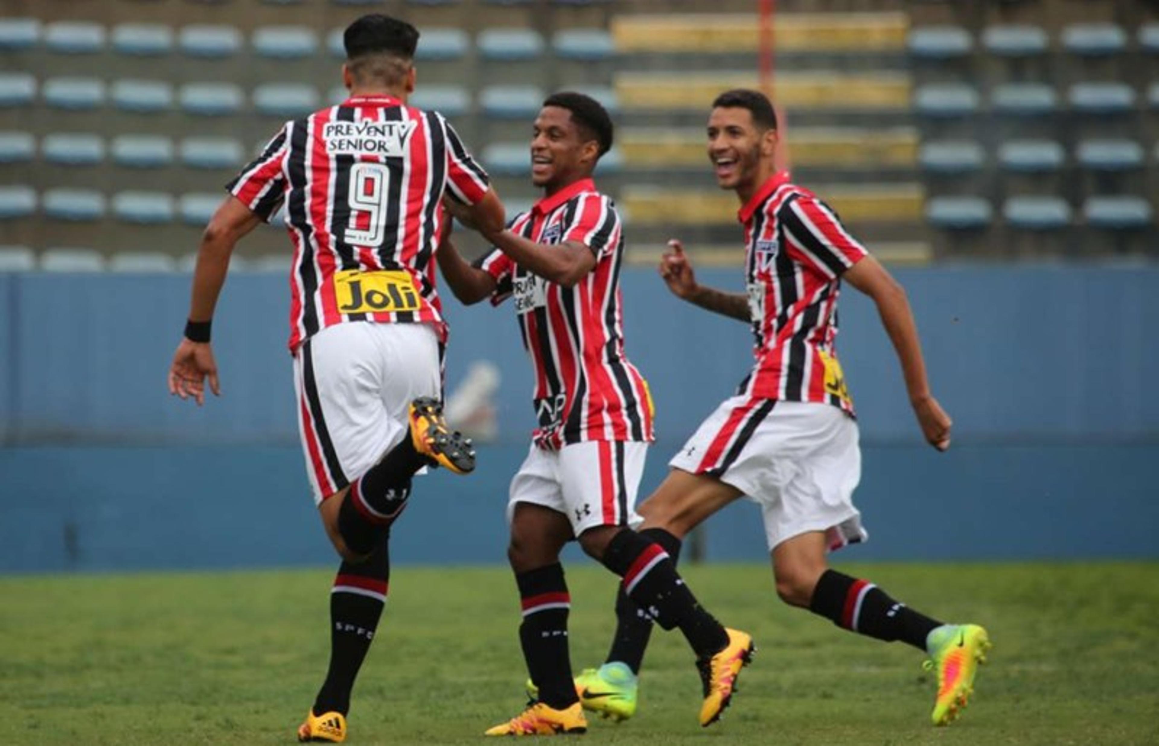 São Paulo massacra o Corinthians no Campeonato Paulista Sub-20