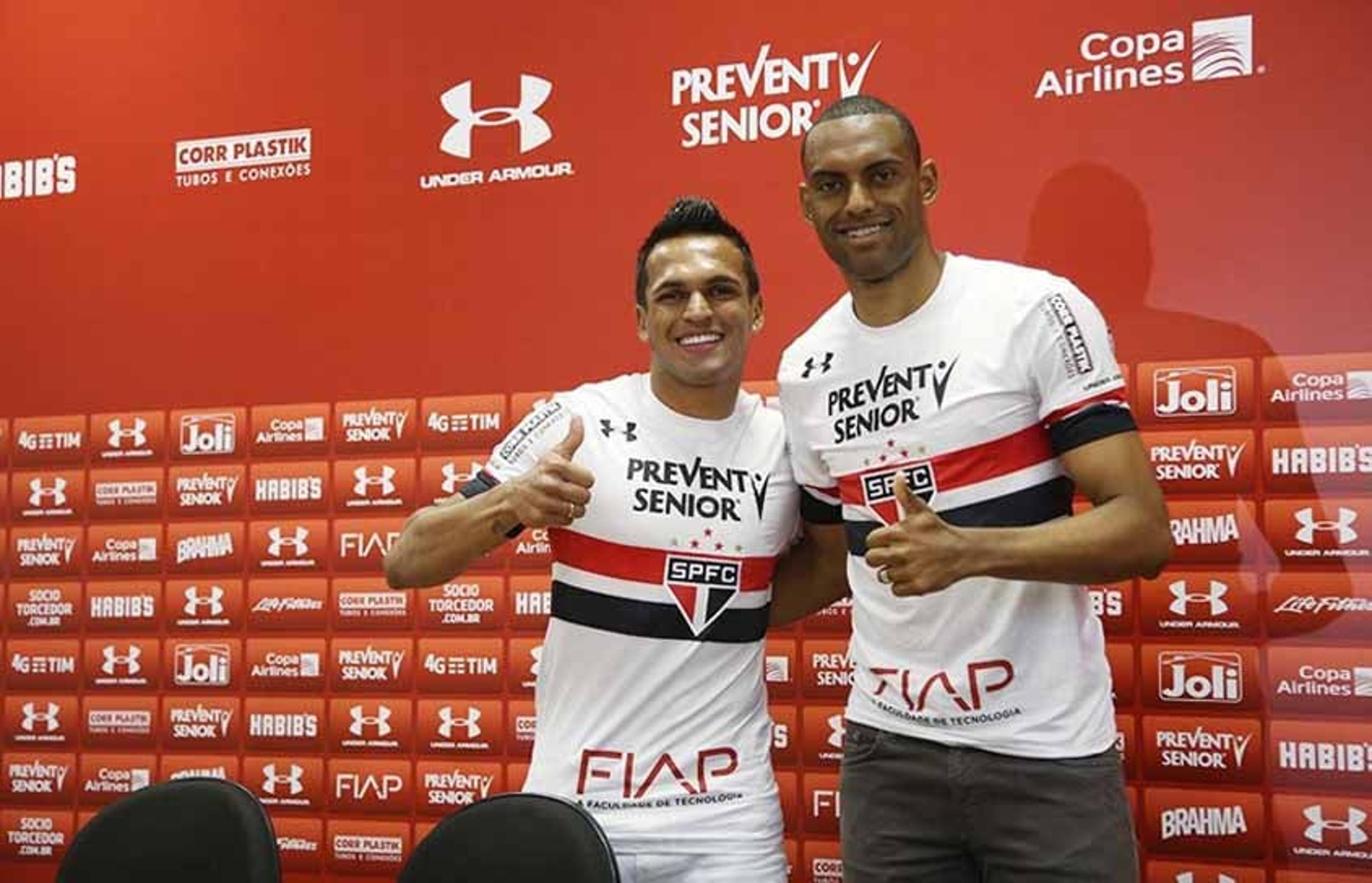 Apresentados, Douglas e Robson têm pressa para ajudar o São Paulo