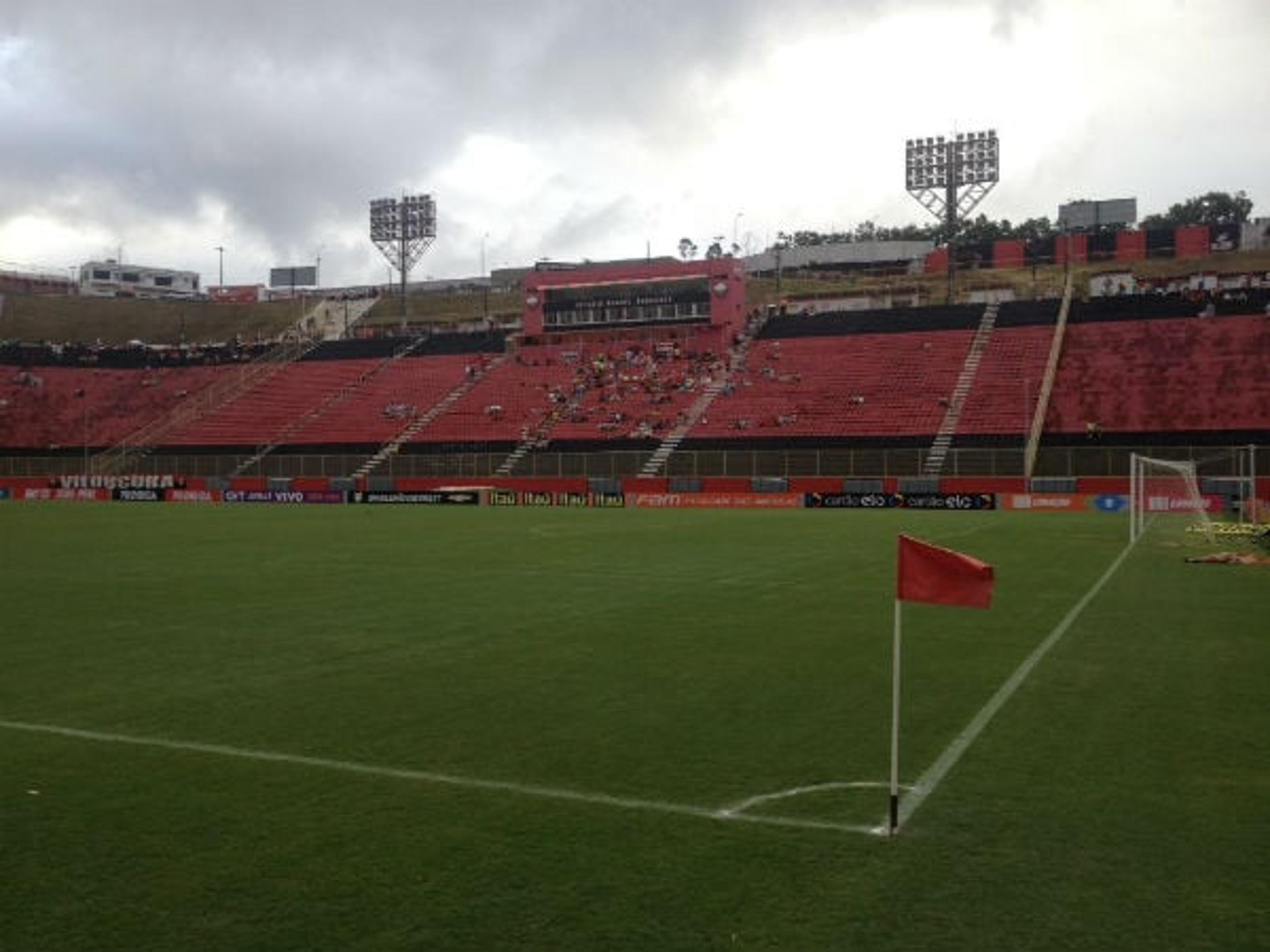 Vitória faz promoção de ingressos para clássico contra o Bahia