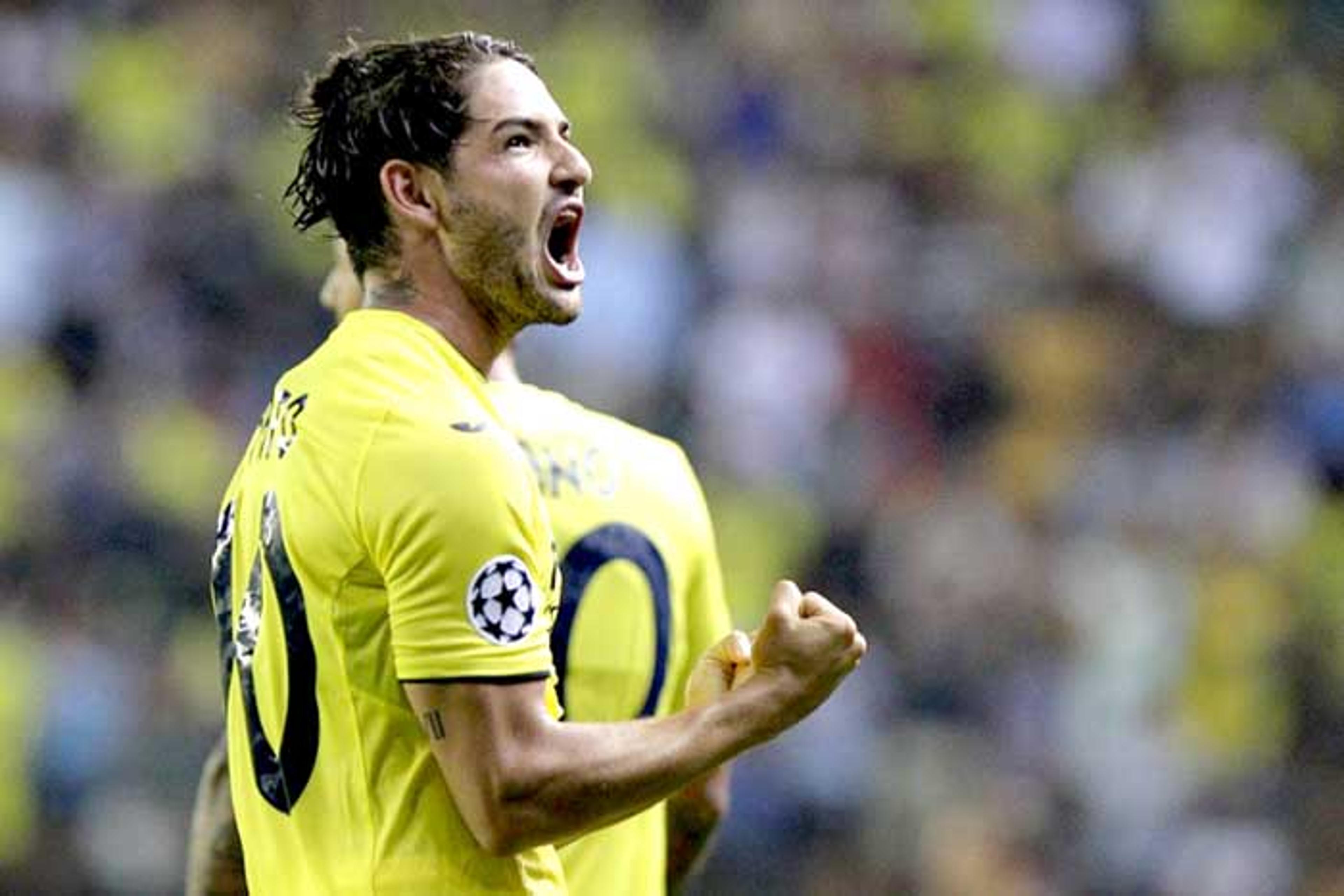 Alexandre Pato pode deixar o Villarreal rumo ao futebol chinês