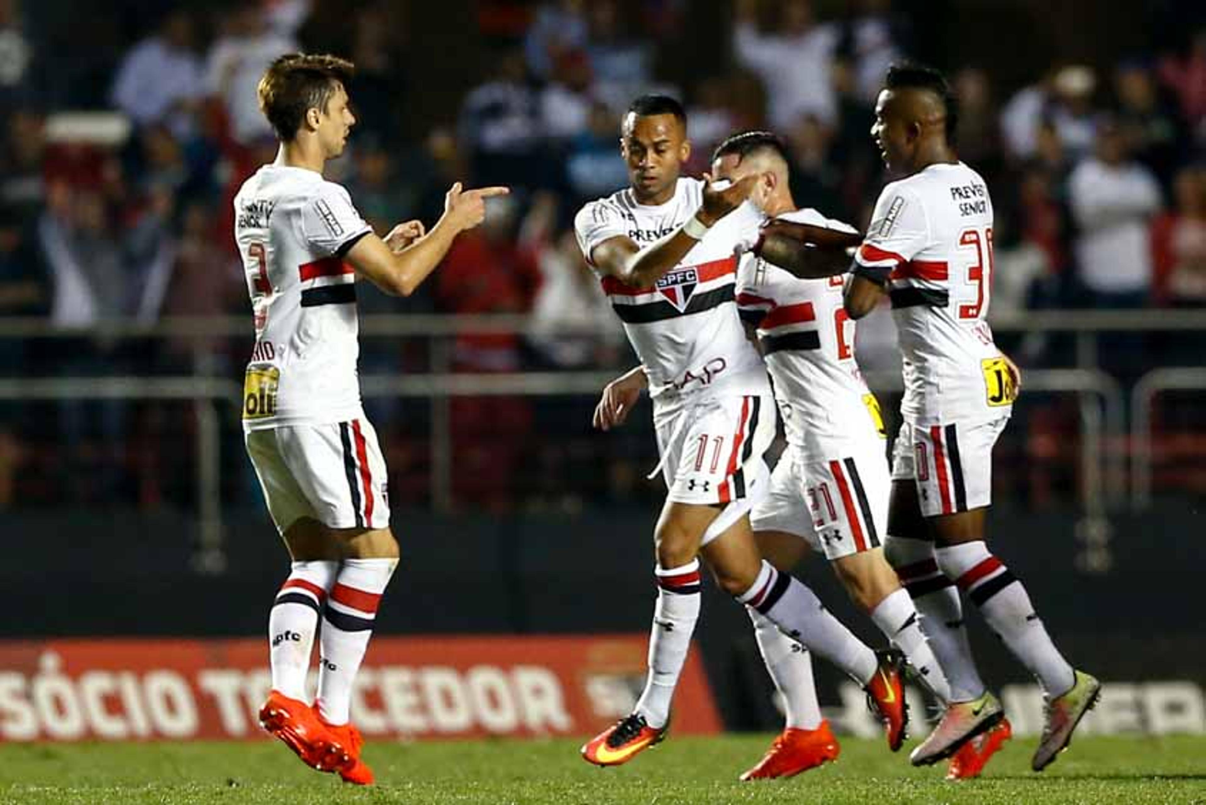 Ricardo Gomes vê São Paulo confiante, exalta Wesley e projeta retorno de Michel Bastos