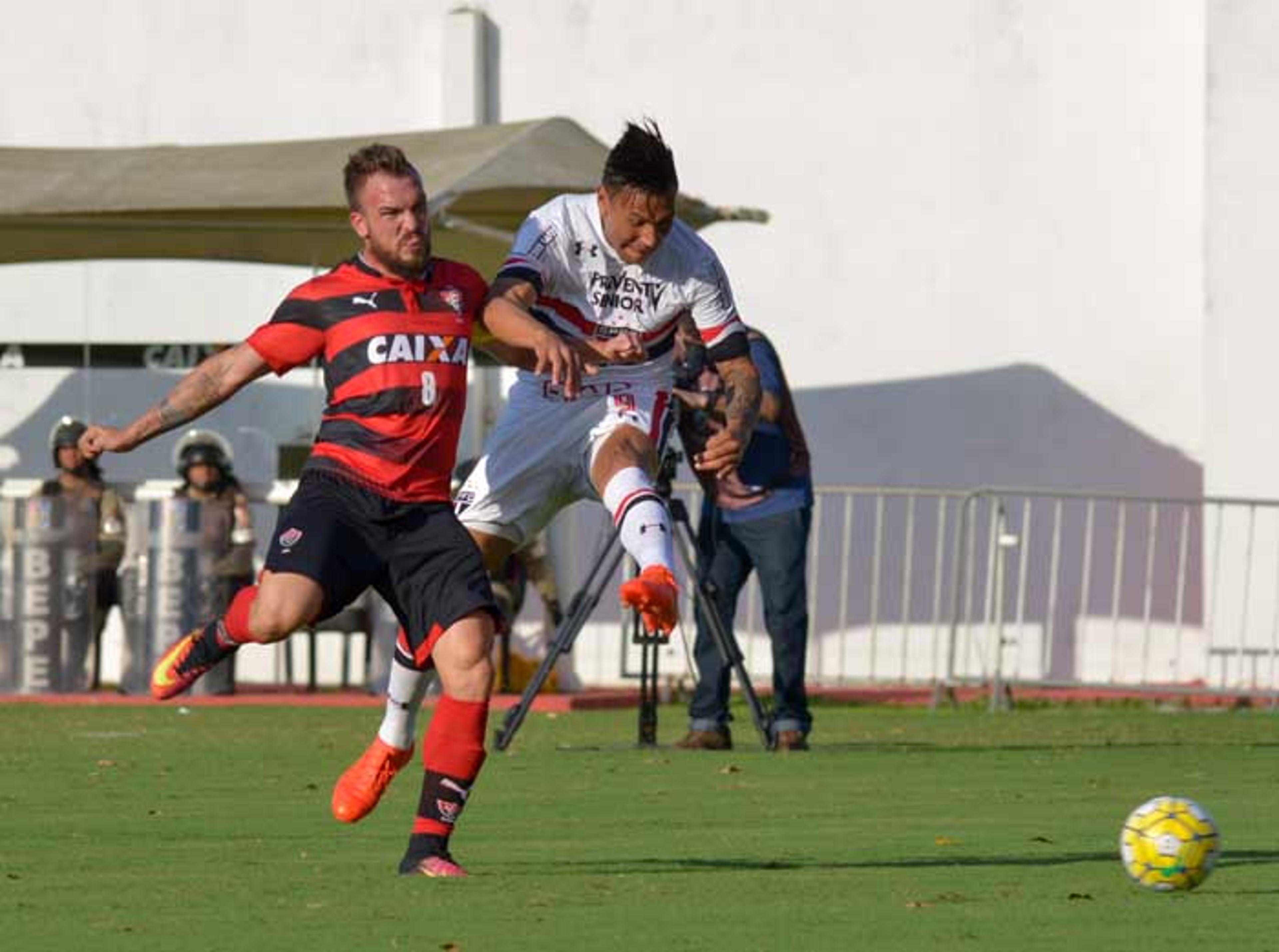 Pela torcida, técnico do São Paulo promete sair de ‘situação ingrata’