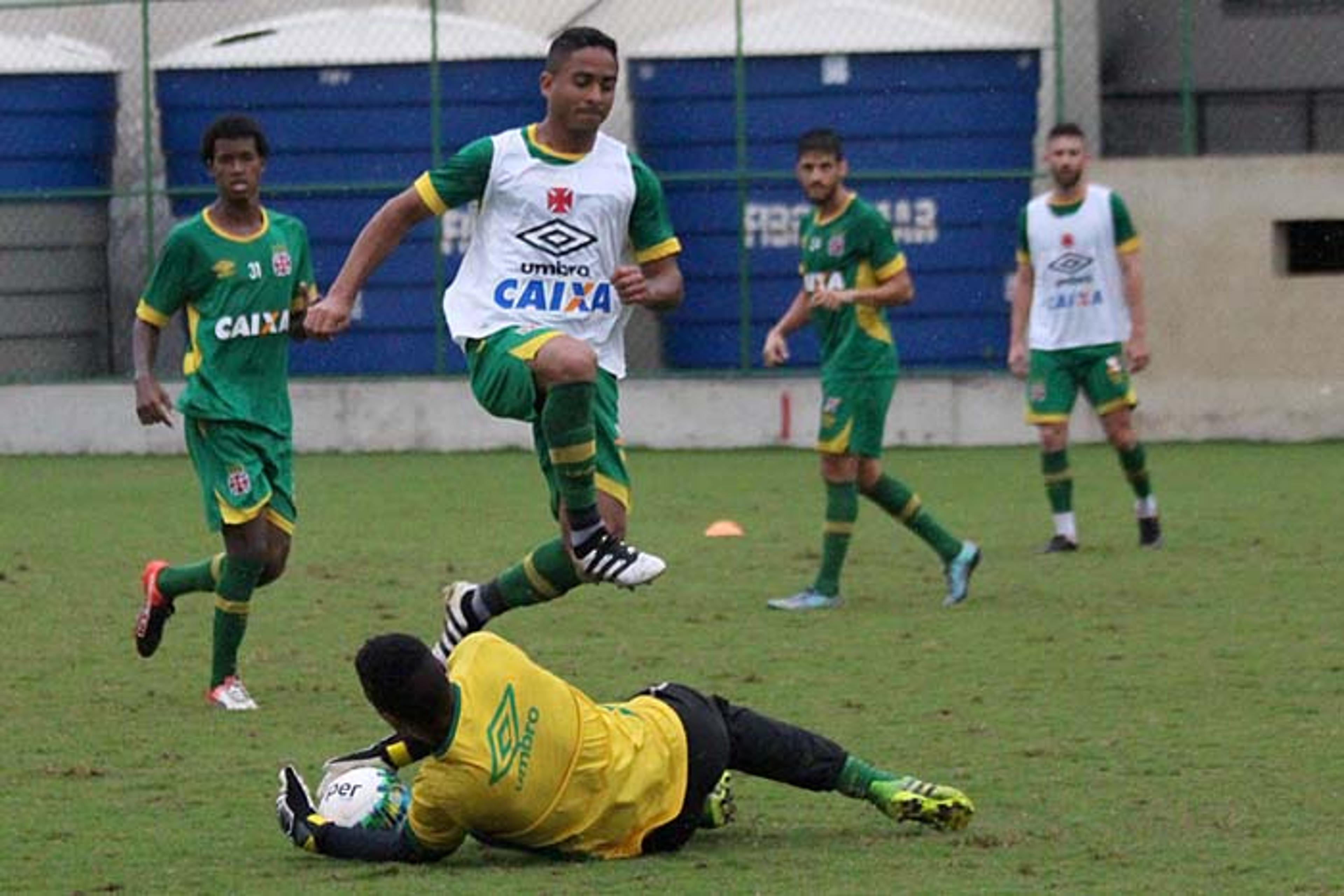 AO VIVO! Siga em tempo real tudo que acontece no Vasco