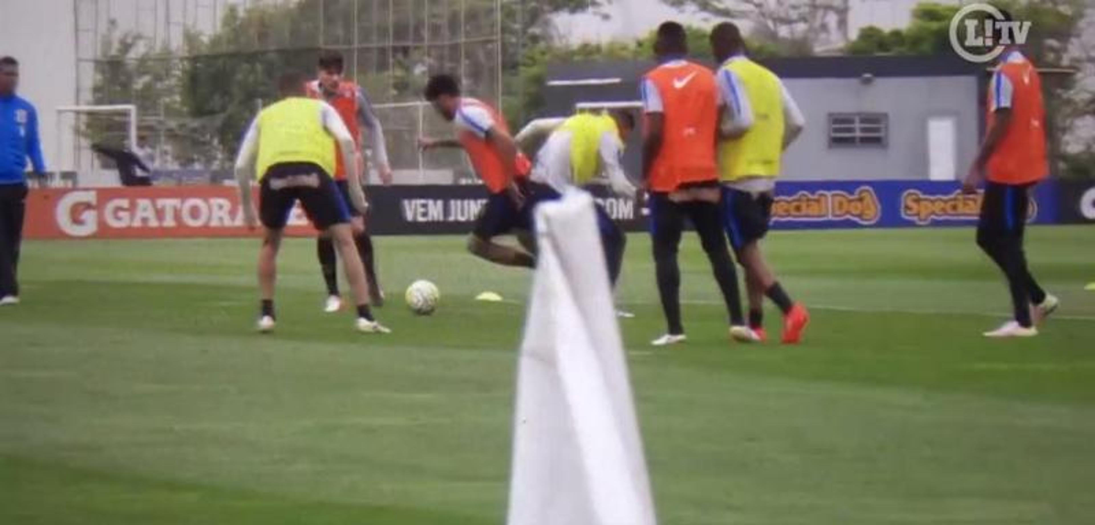 Treino do Timão tem soco de atleta em companheiro. L!TV flagrou. Veja!