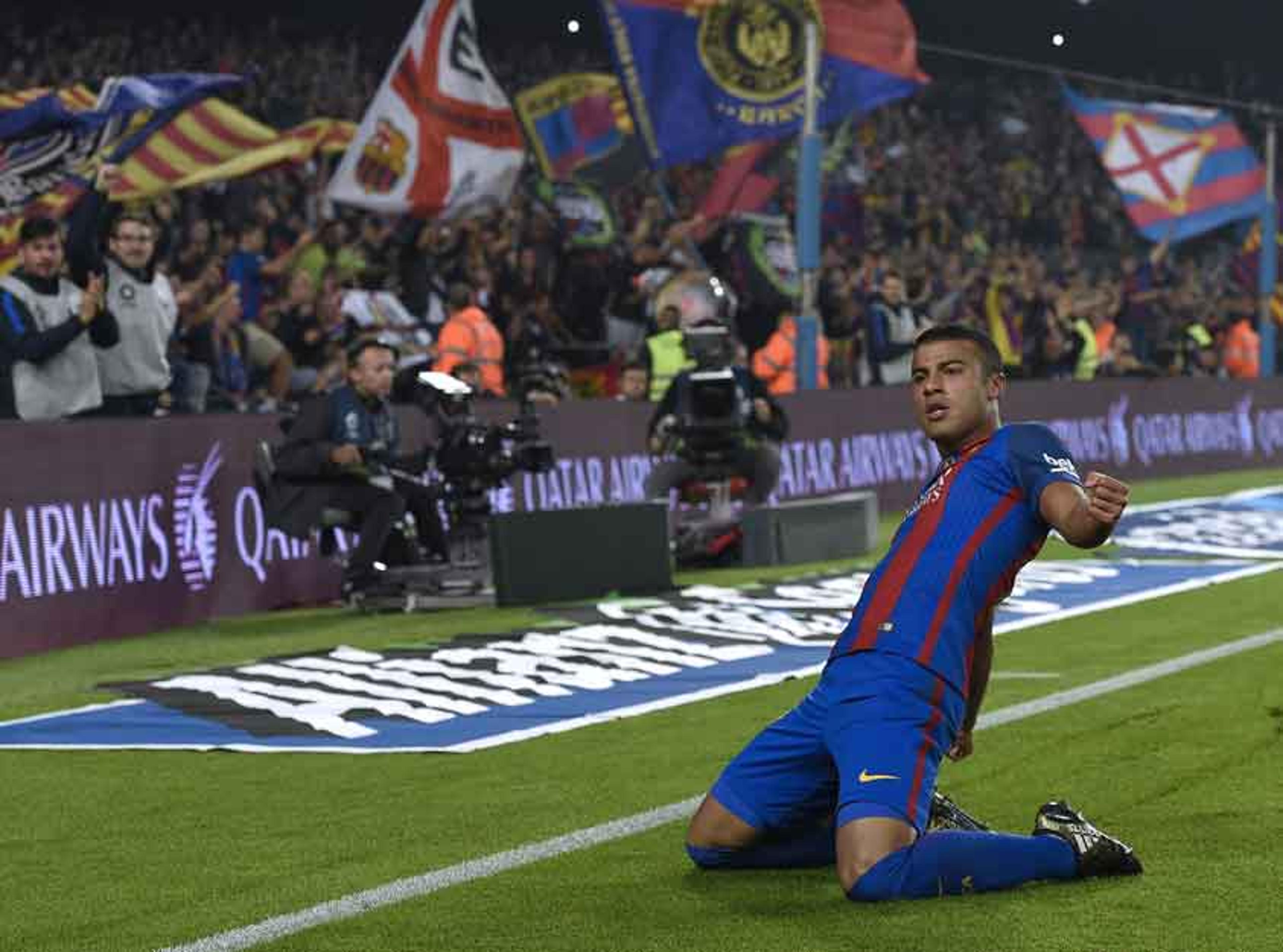 Barcelona joga mal, mas bate o Granada com golaço de Rafinha