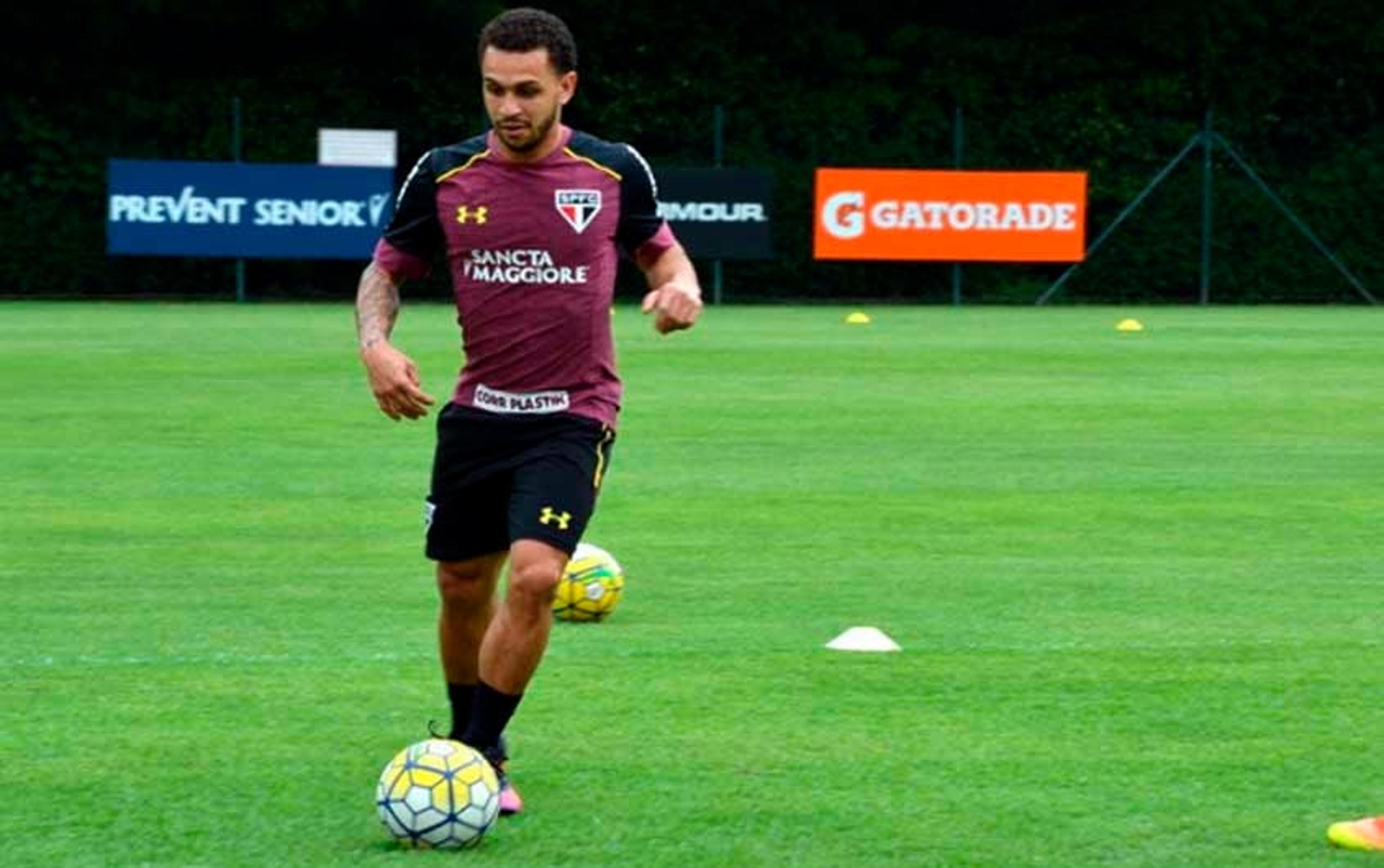 Wellington Nem realiza primeiro treino com o grupo do São Paulo