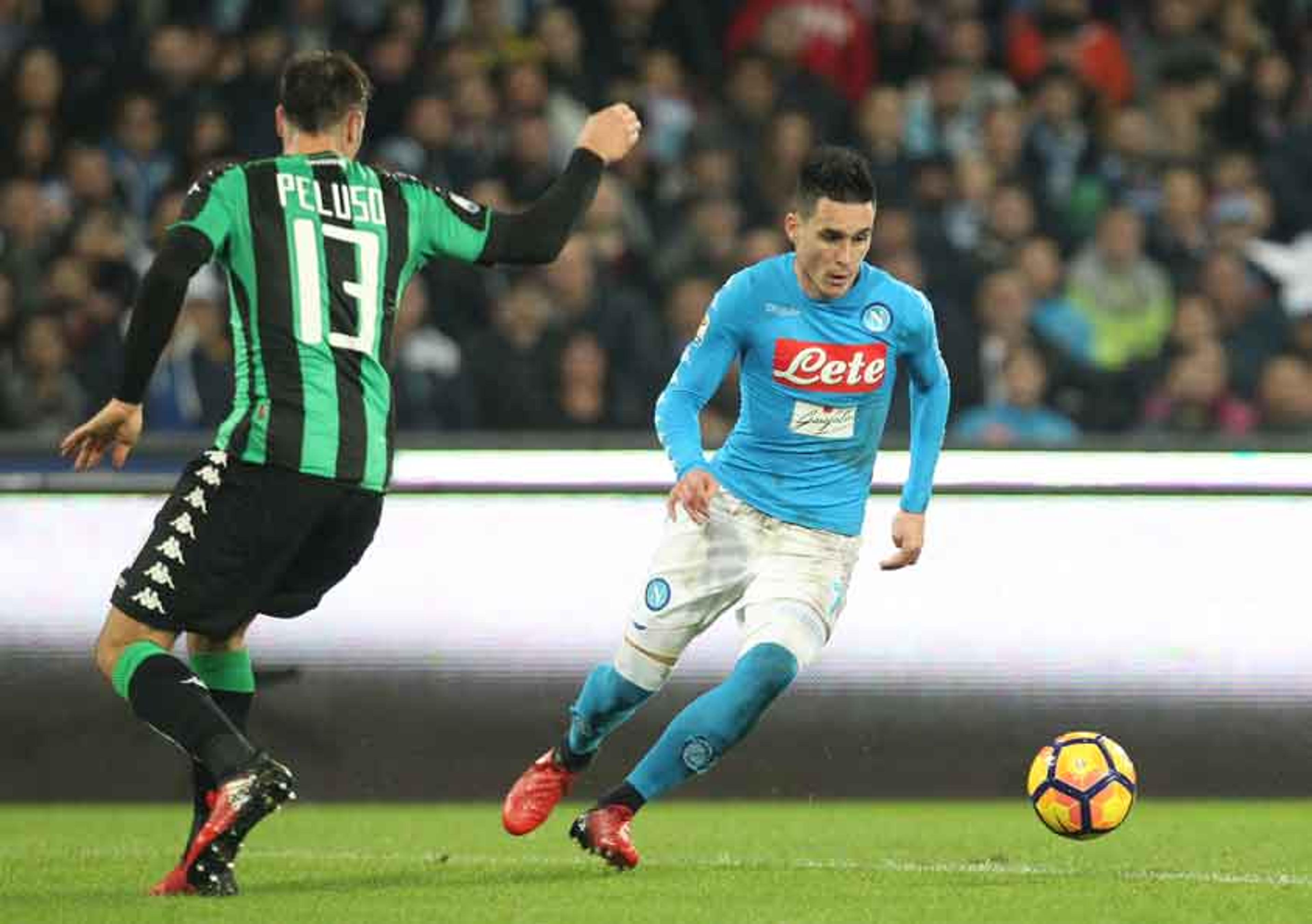 Napoli só empata com Sassuolo e perde chance de encostar nos líderes