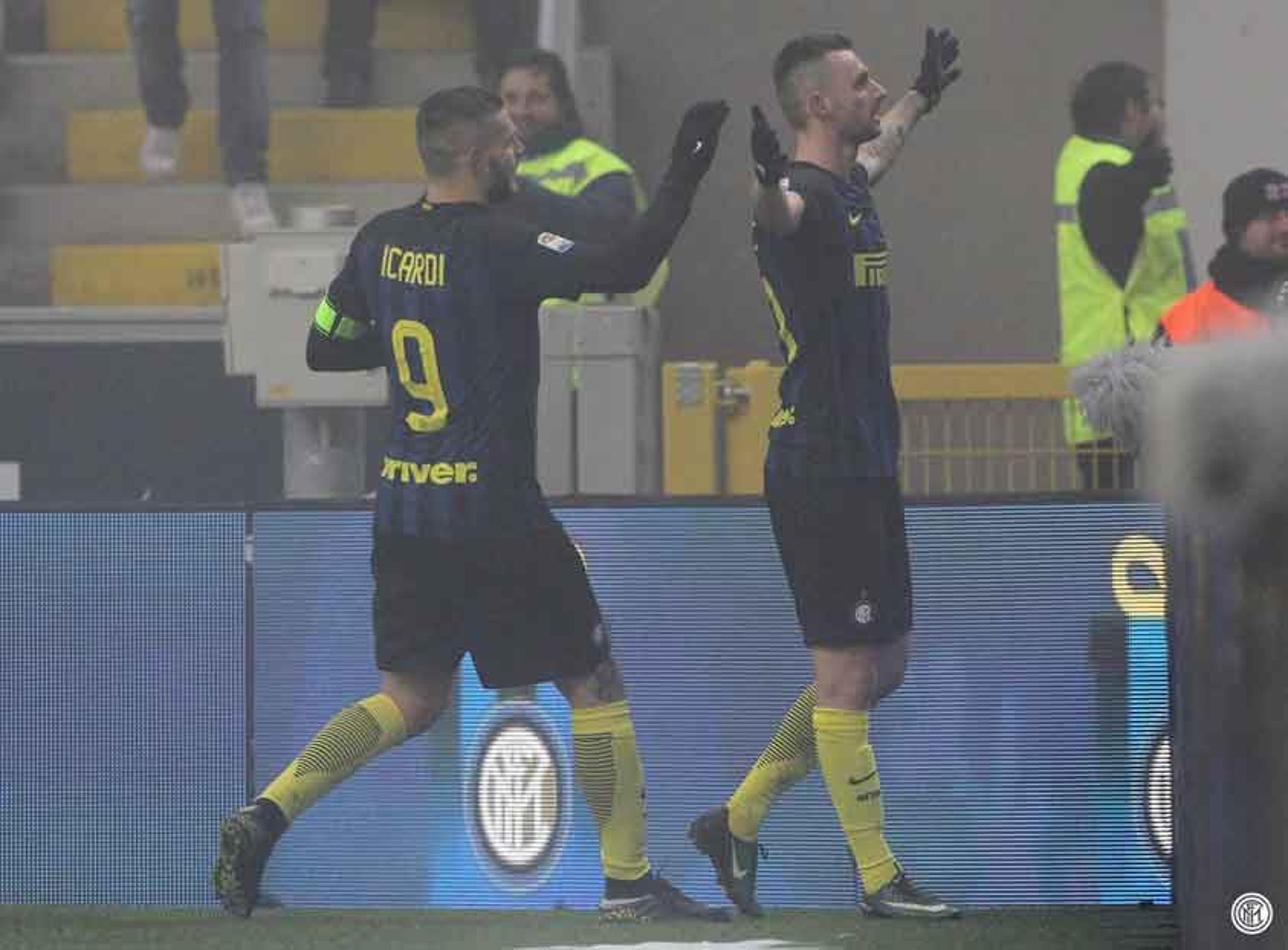 Brozovic volta a brilhar a garante a vitória da Inter de Milão no Italiano