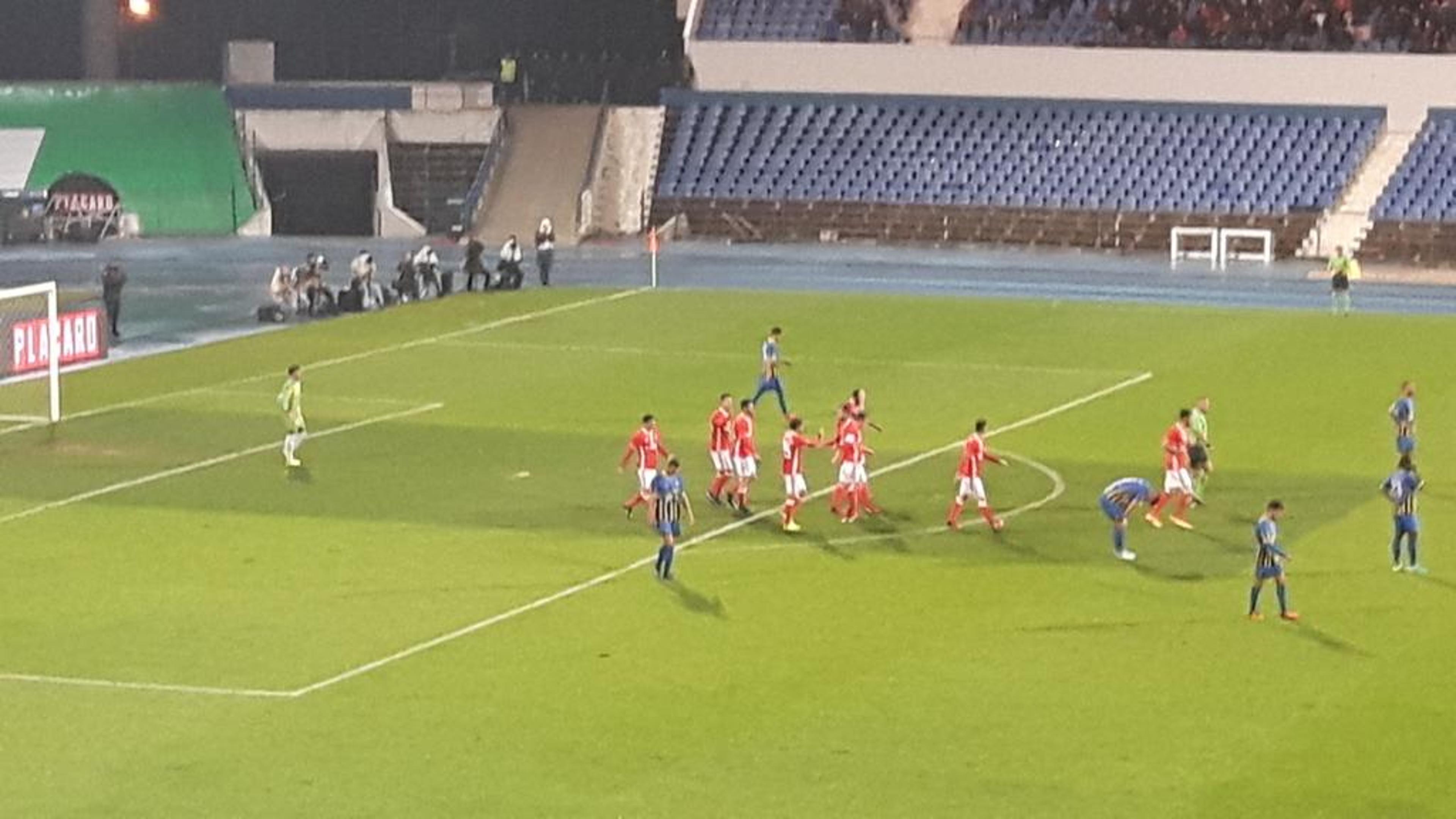 Benfica vence fácil e avança às quartas de final da Taça de Portugal