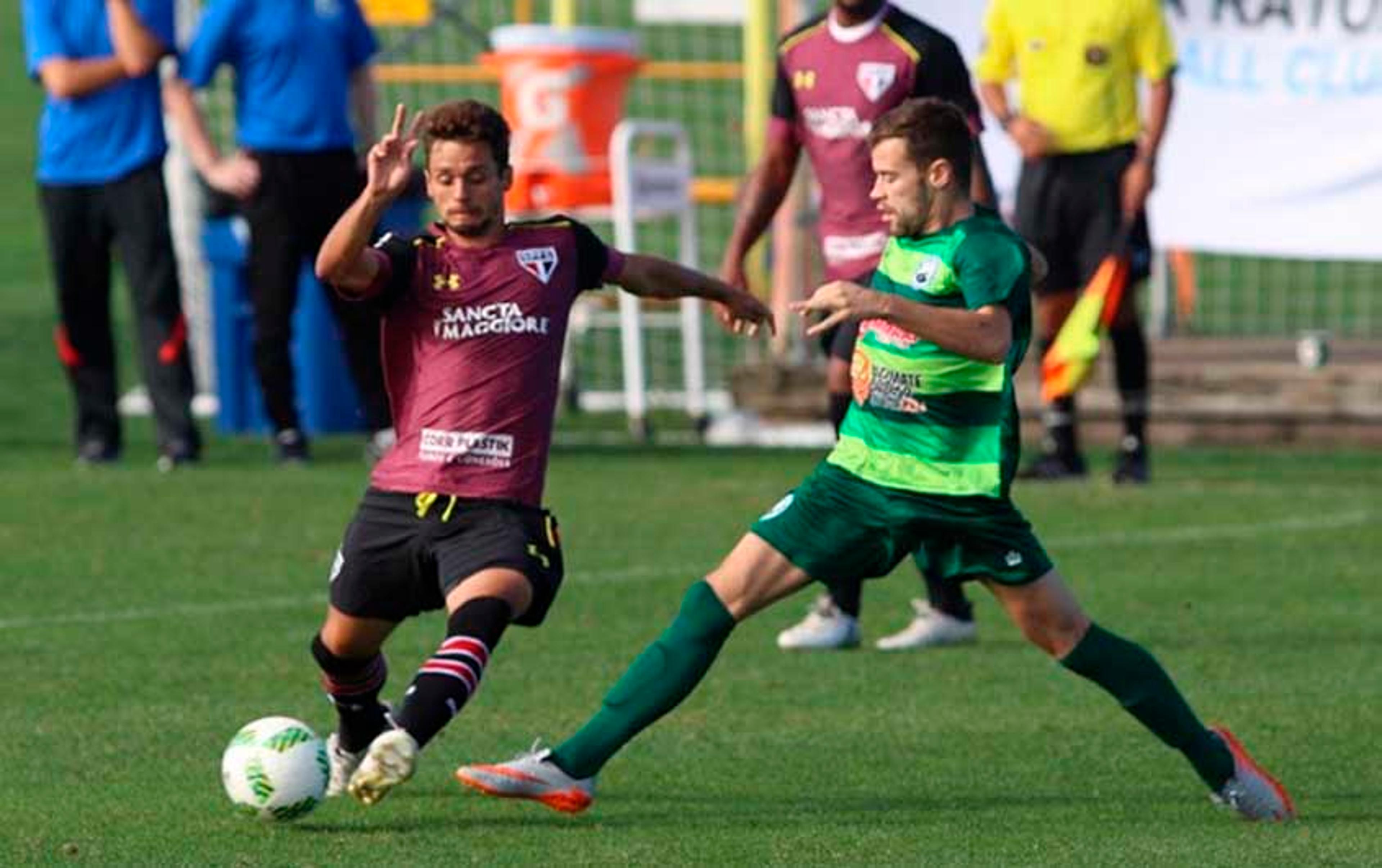 São Paulo erra, mas repete passeio, golaços e brilho de Shaylon nos EUA