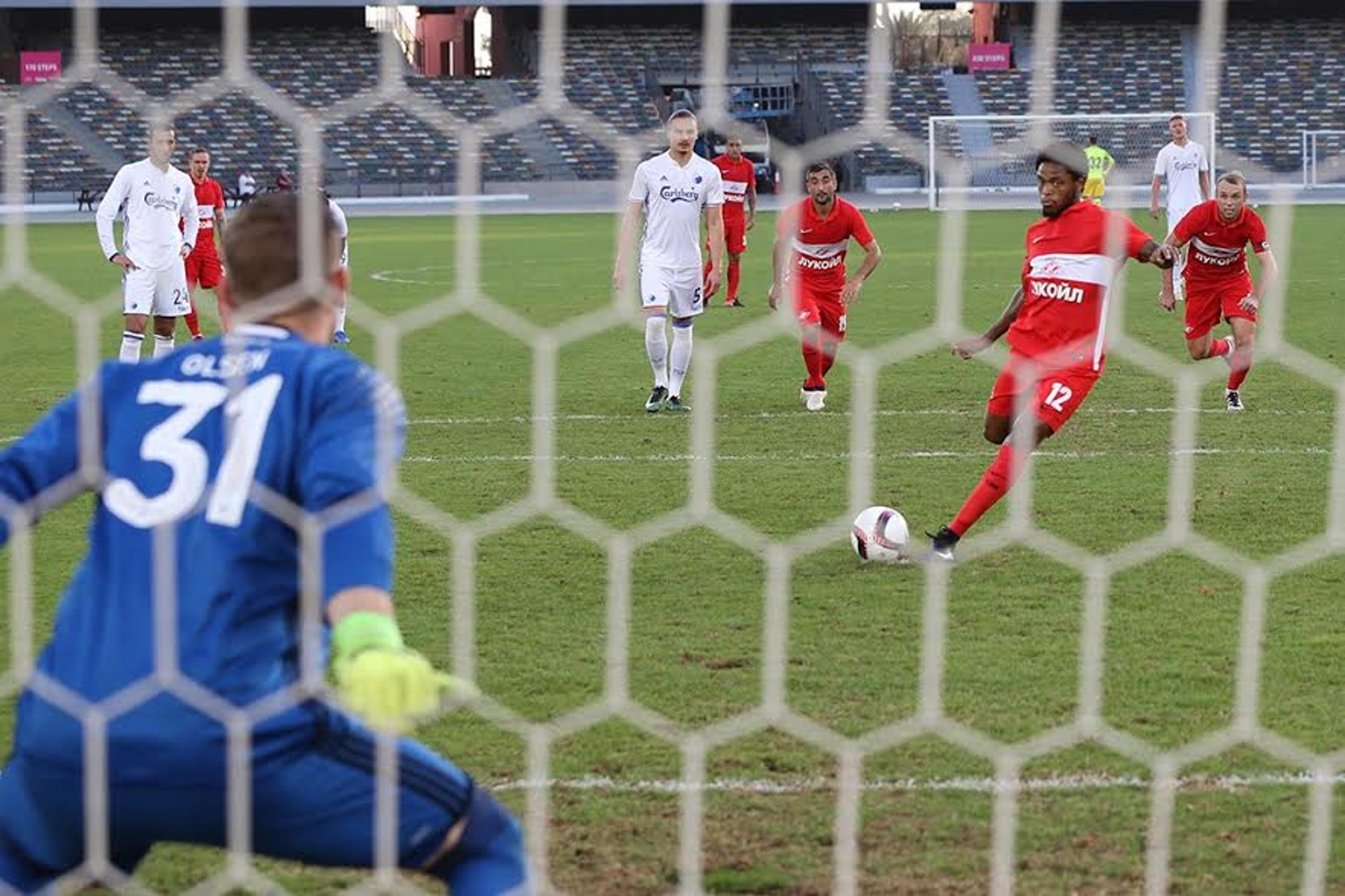 Luiz Adriano marca de novo, e Spartak Moscou vence Copenhague