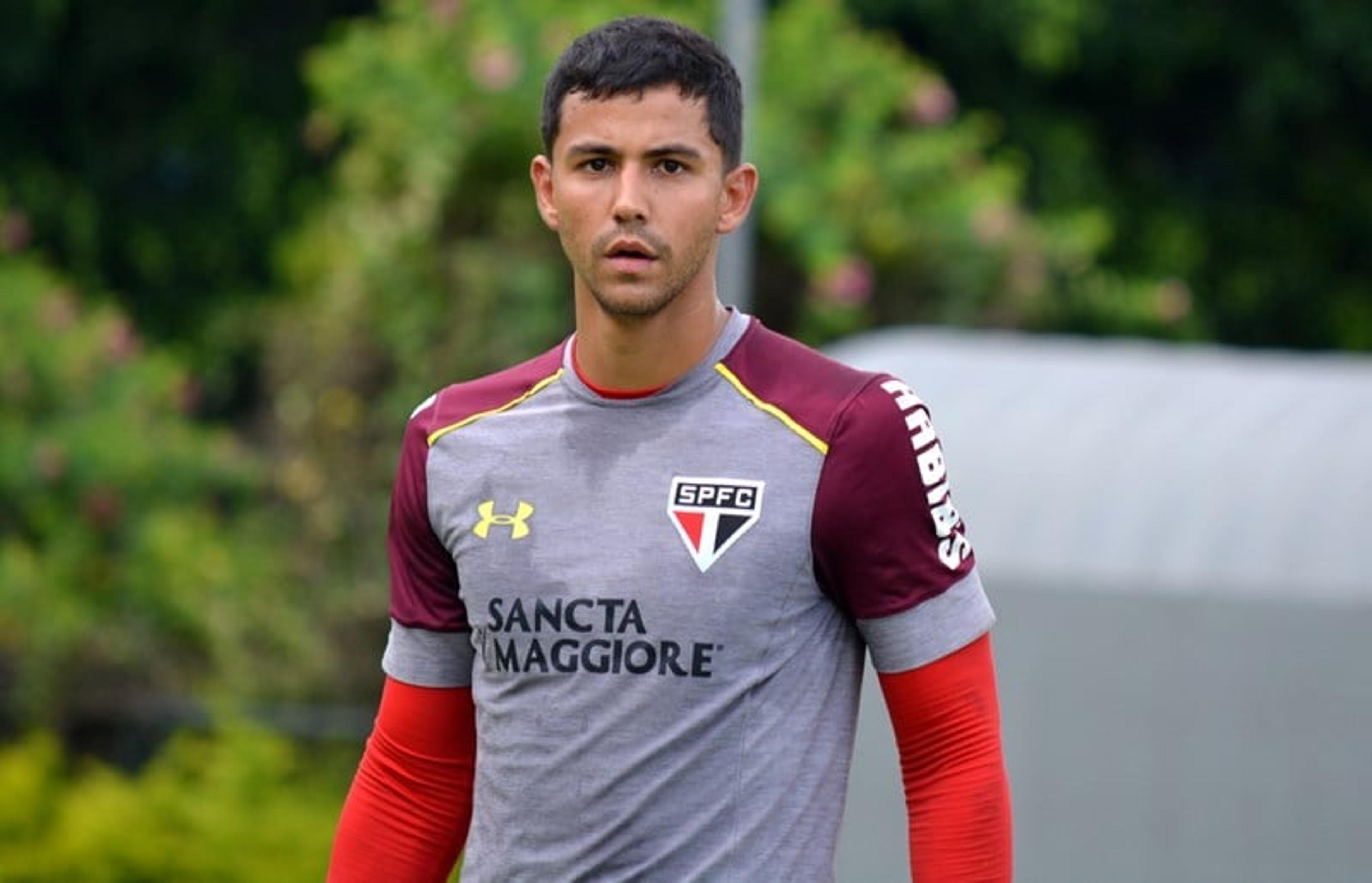 Lista do São Paulo para pegar o São Bento tem Renan na vaga de Denis