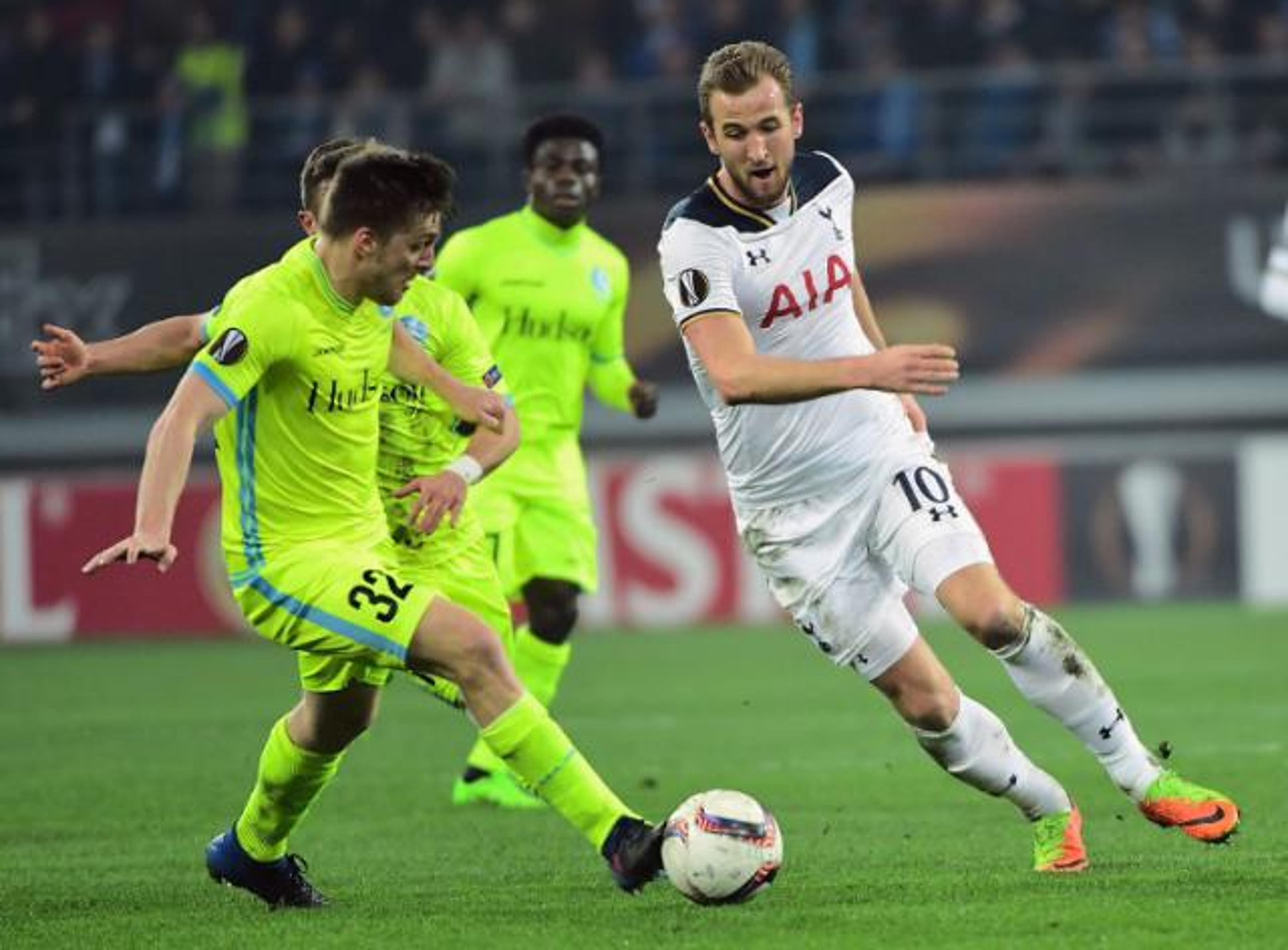 Tottenham perde na Bélgica pela Liga Europa; Shakhtar vence fora de casa