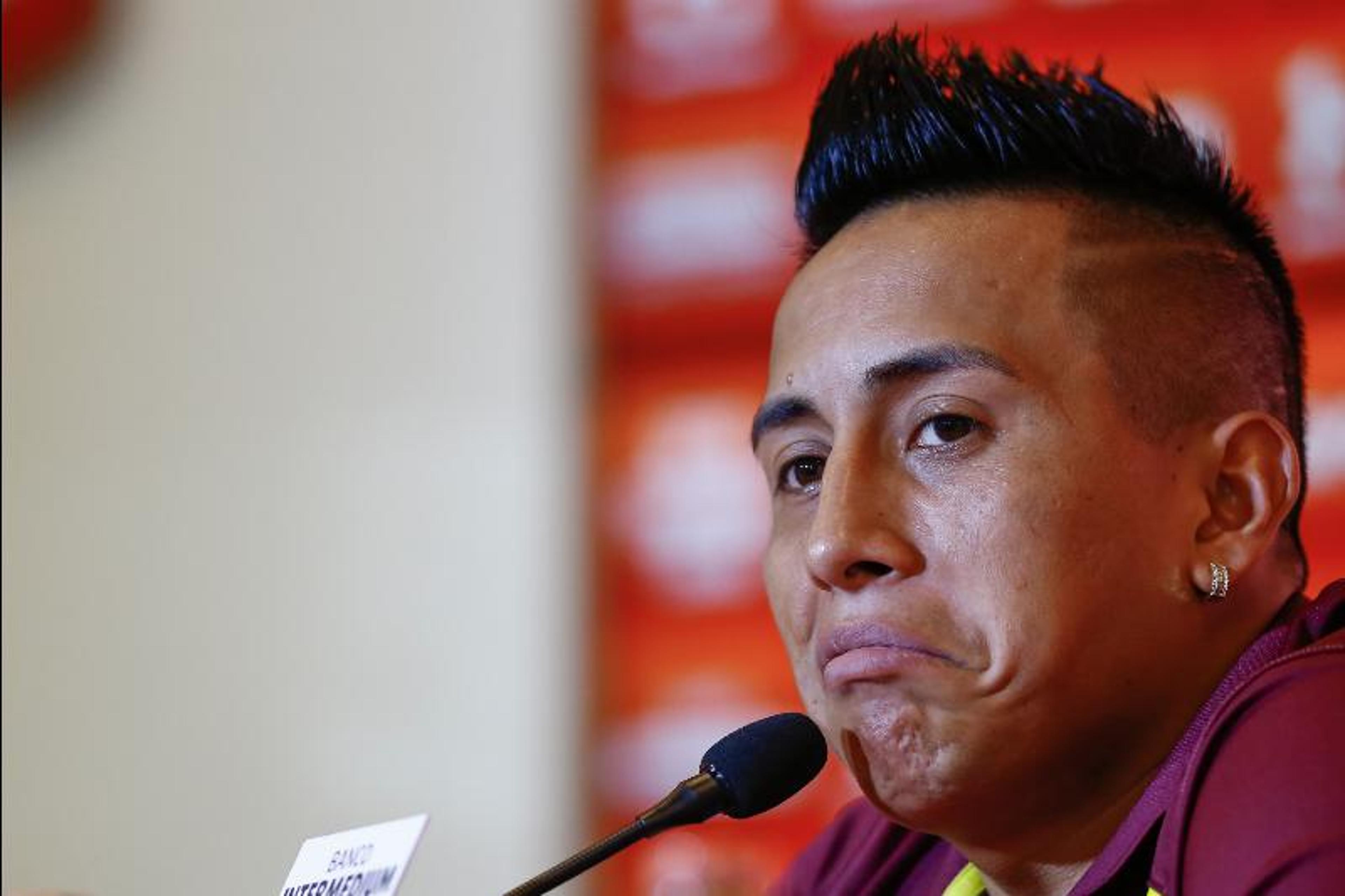 ‘Mágico’, Cueva supera Ganso e tem início arrasador com a camisa 10