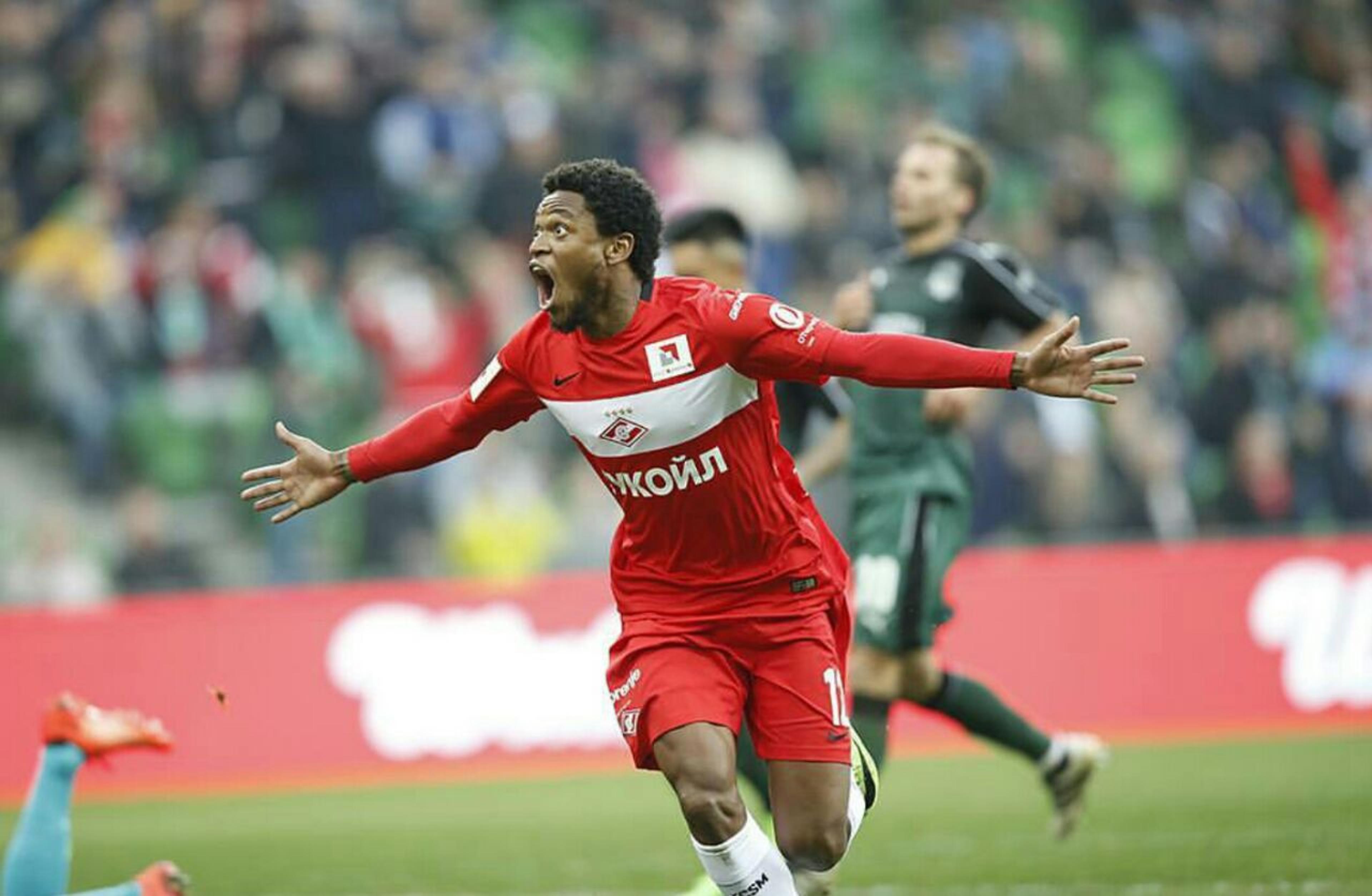 Luiz Adriano marca, Spartak vence e fica a uma vitória do título russo