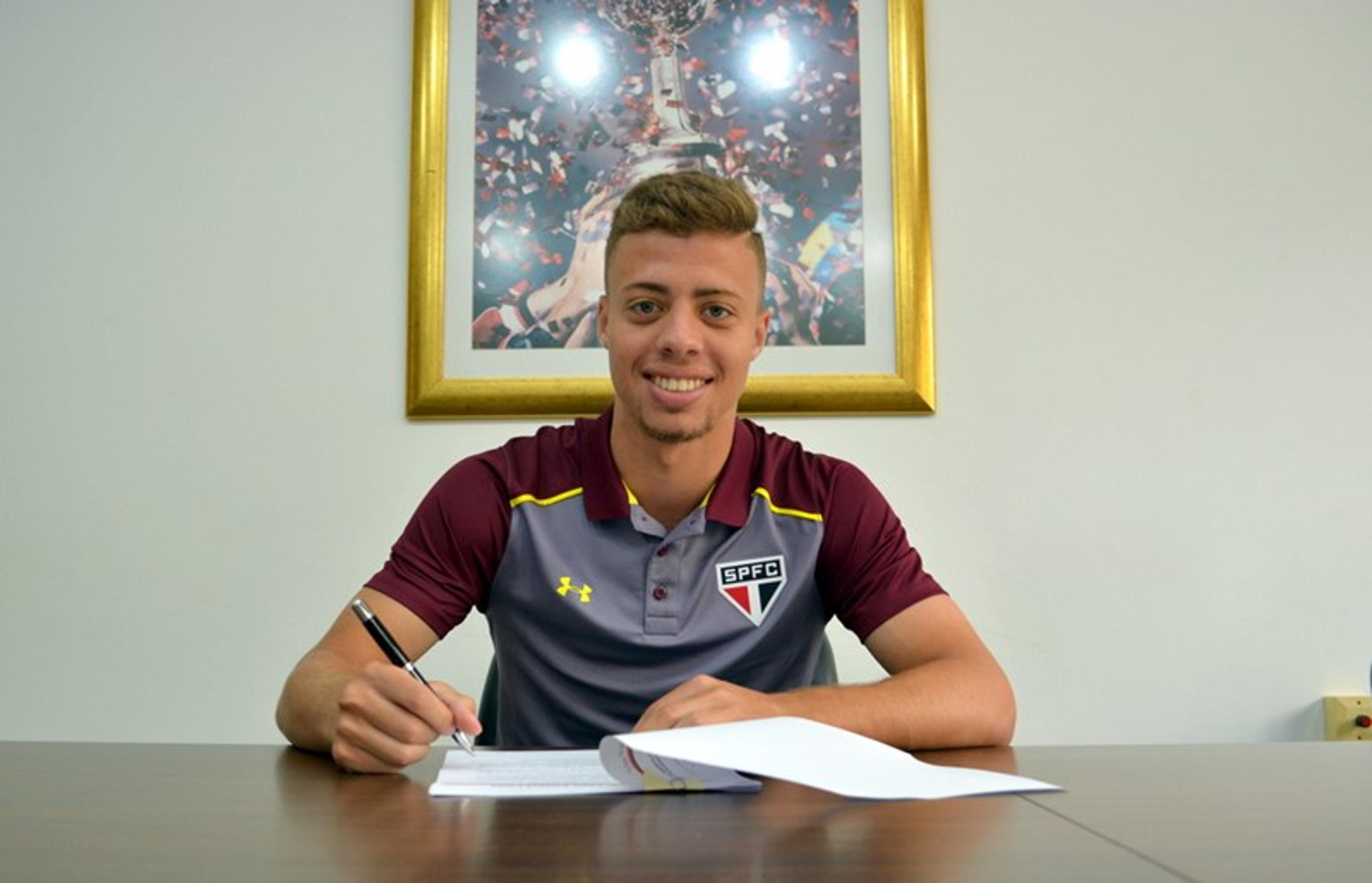 São Paulo anuncia renovação de Lucas Fernandes até o fim de 2021