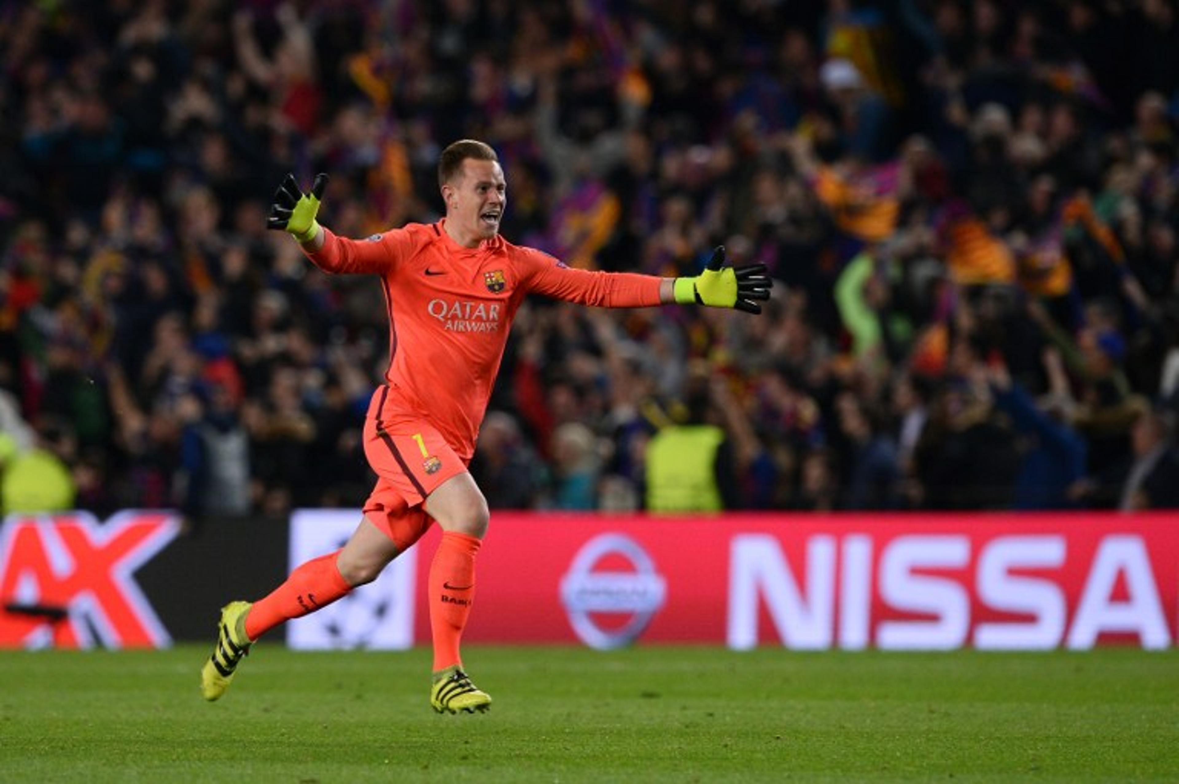 Barcelona anuncia a renovação de contrato com Ter Stegen