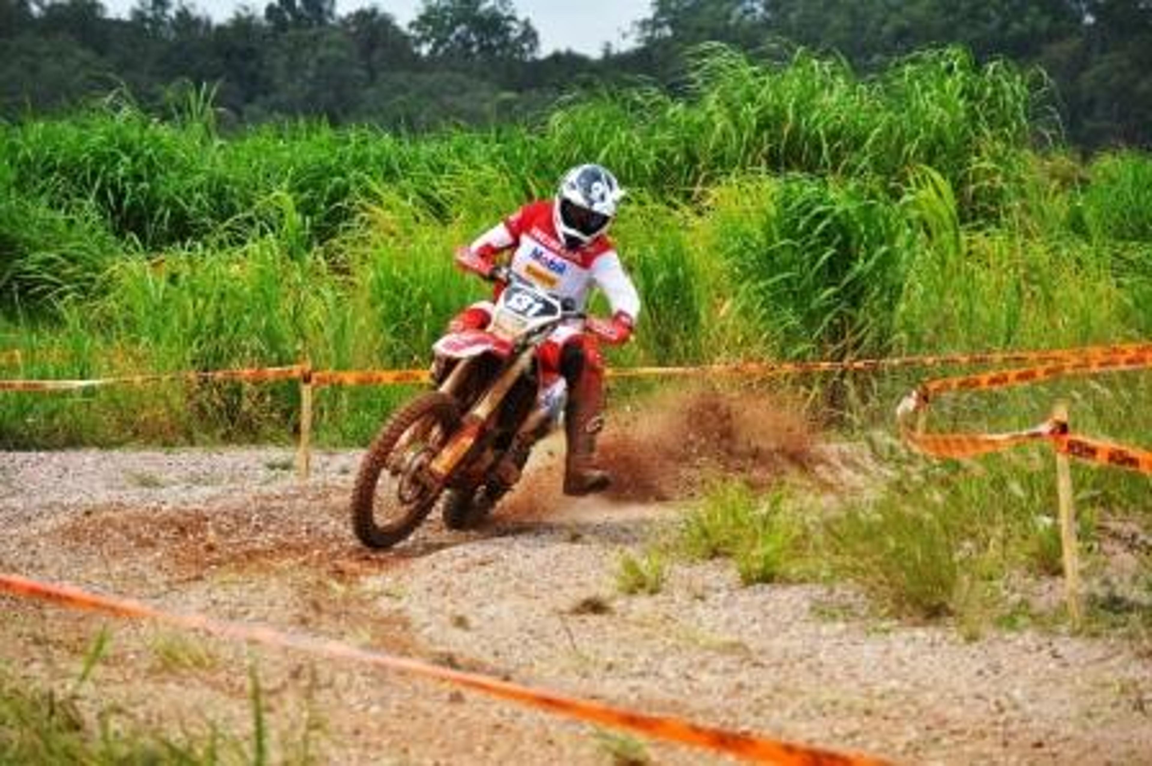 Brasileiro de Enduro FIM começa com disputas acirradas em Itupeva (SP)