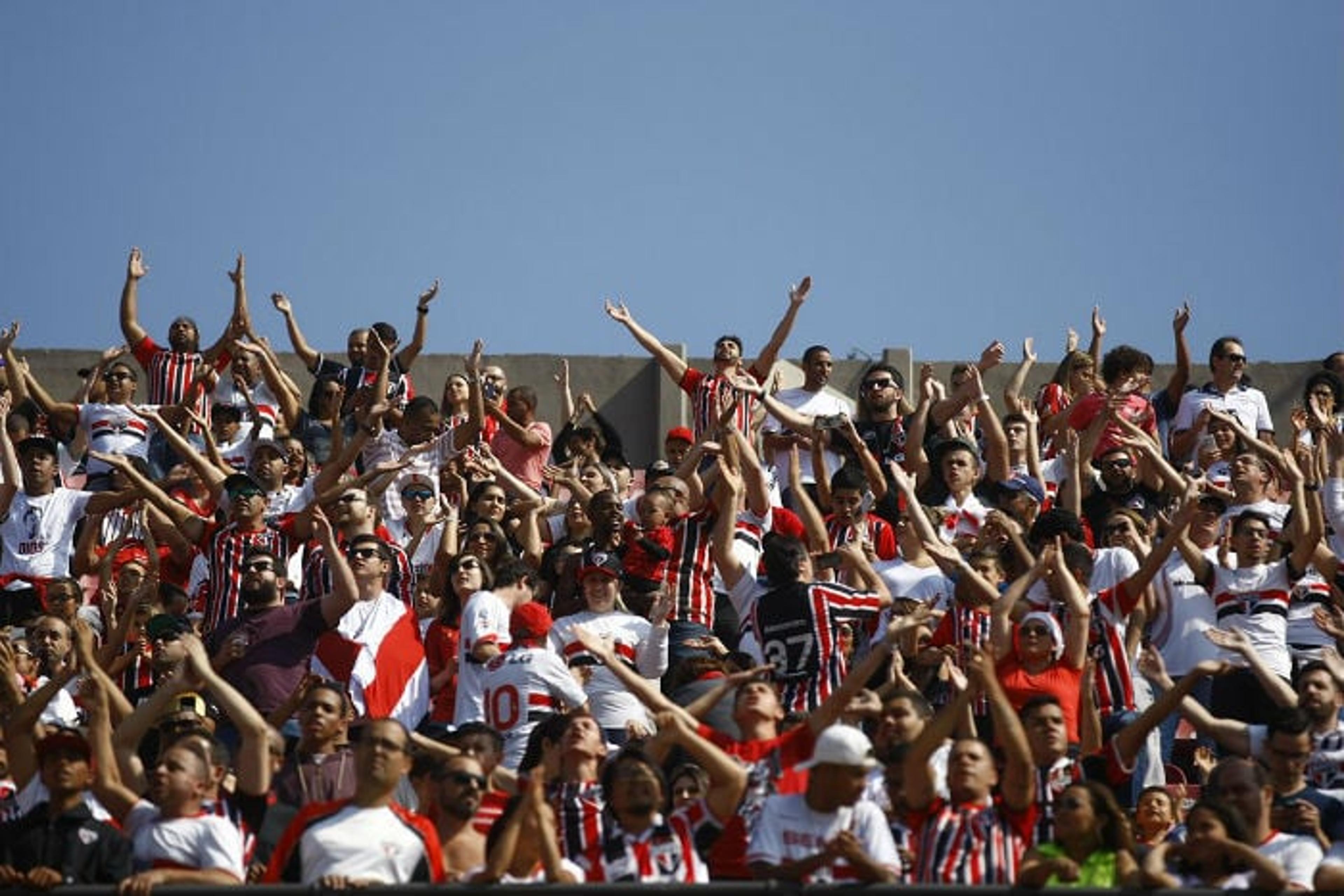 Com três arquibancadas esgotadas, São Paulo vende 40 mil para clássico