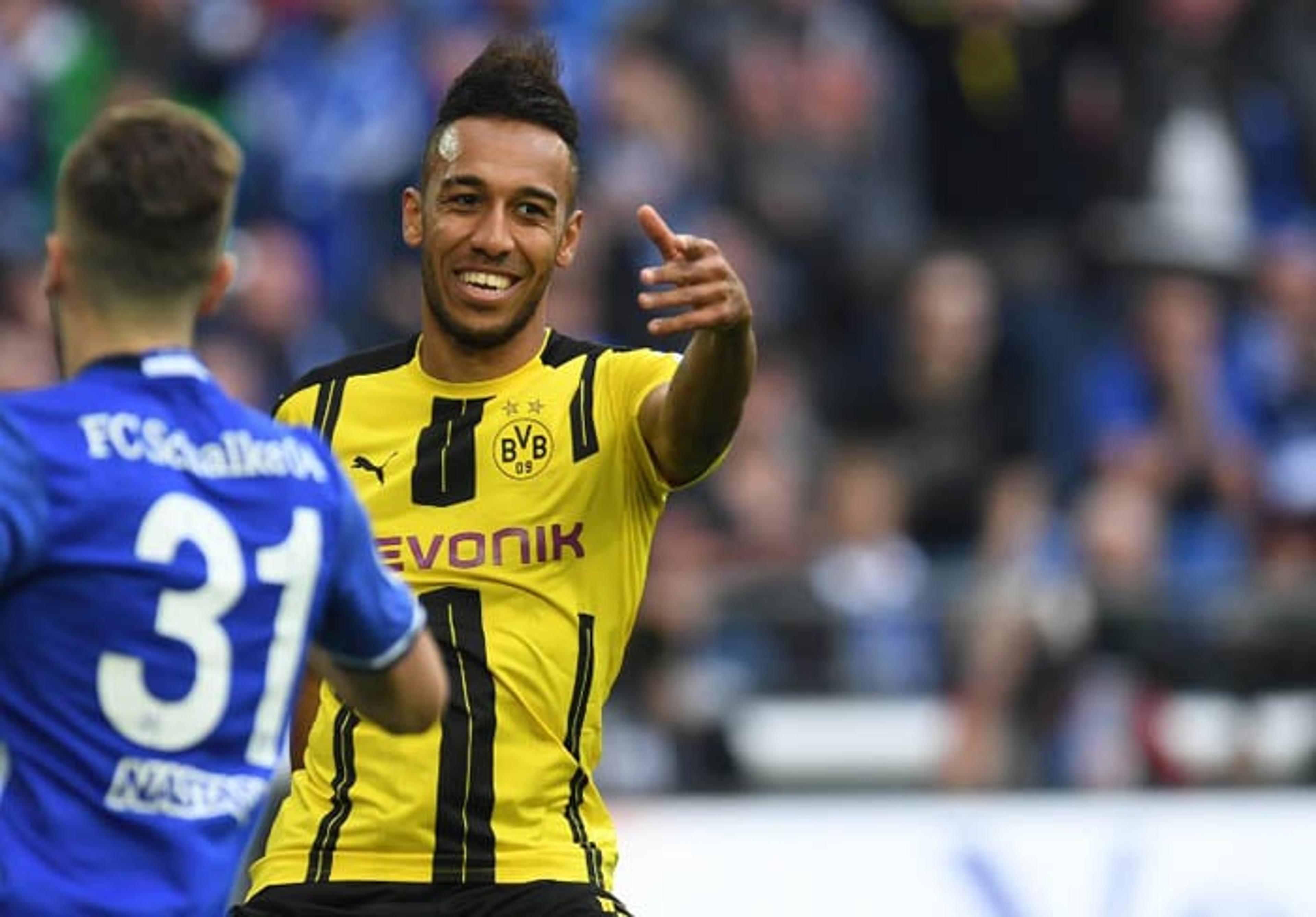 Aubameyang inicia negociação e pode trocar Dortmund pelo PSG