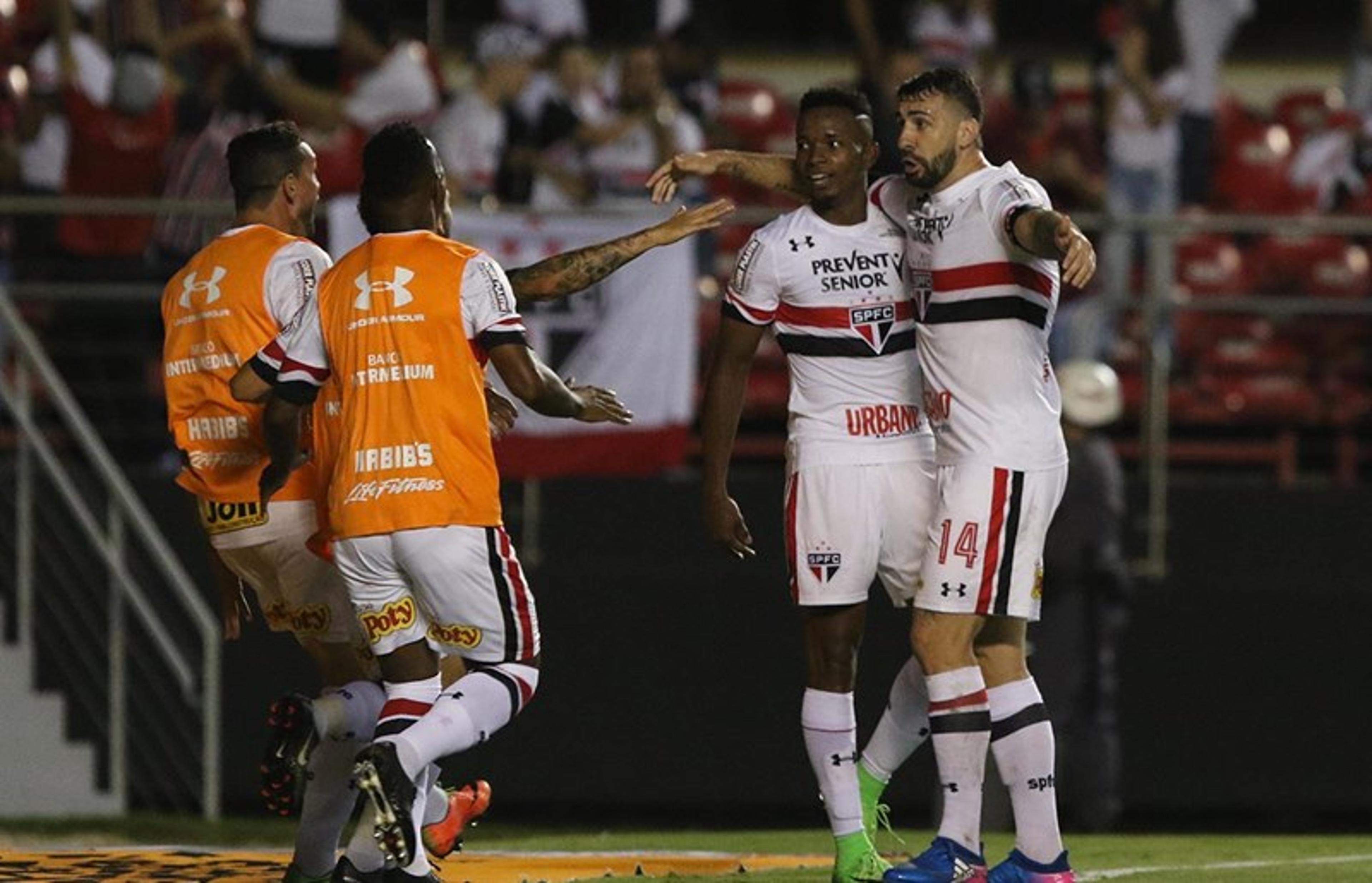 Mais valiosos, Pratto ‘sobe’ e Maicon ‘desce’ no elenco do São Paulo