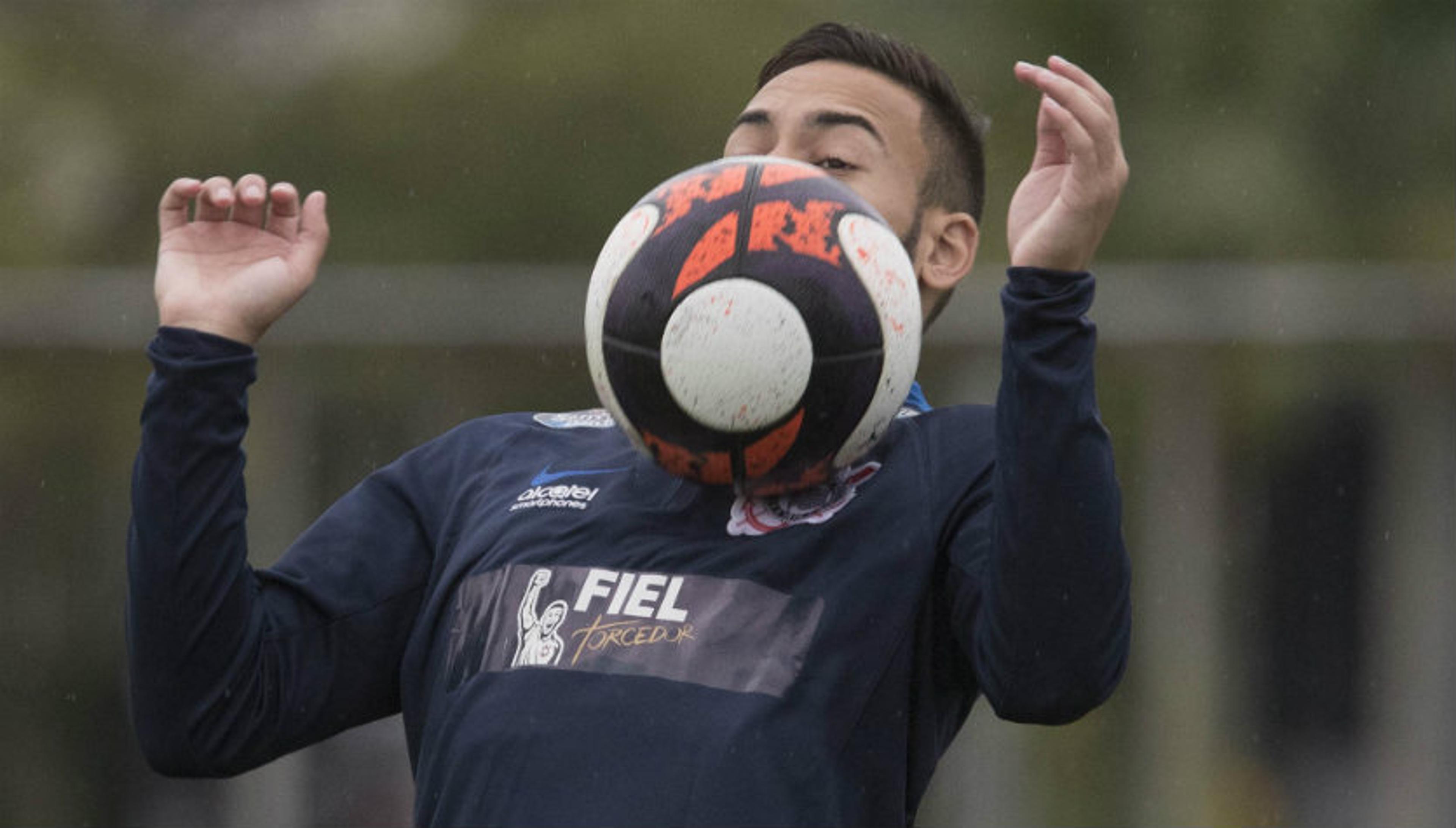 Ponte ajudou a moldar jogador que é fundamental na tática do Corinthians