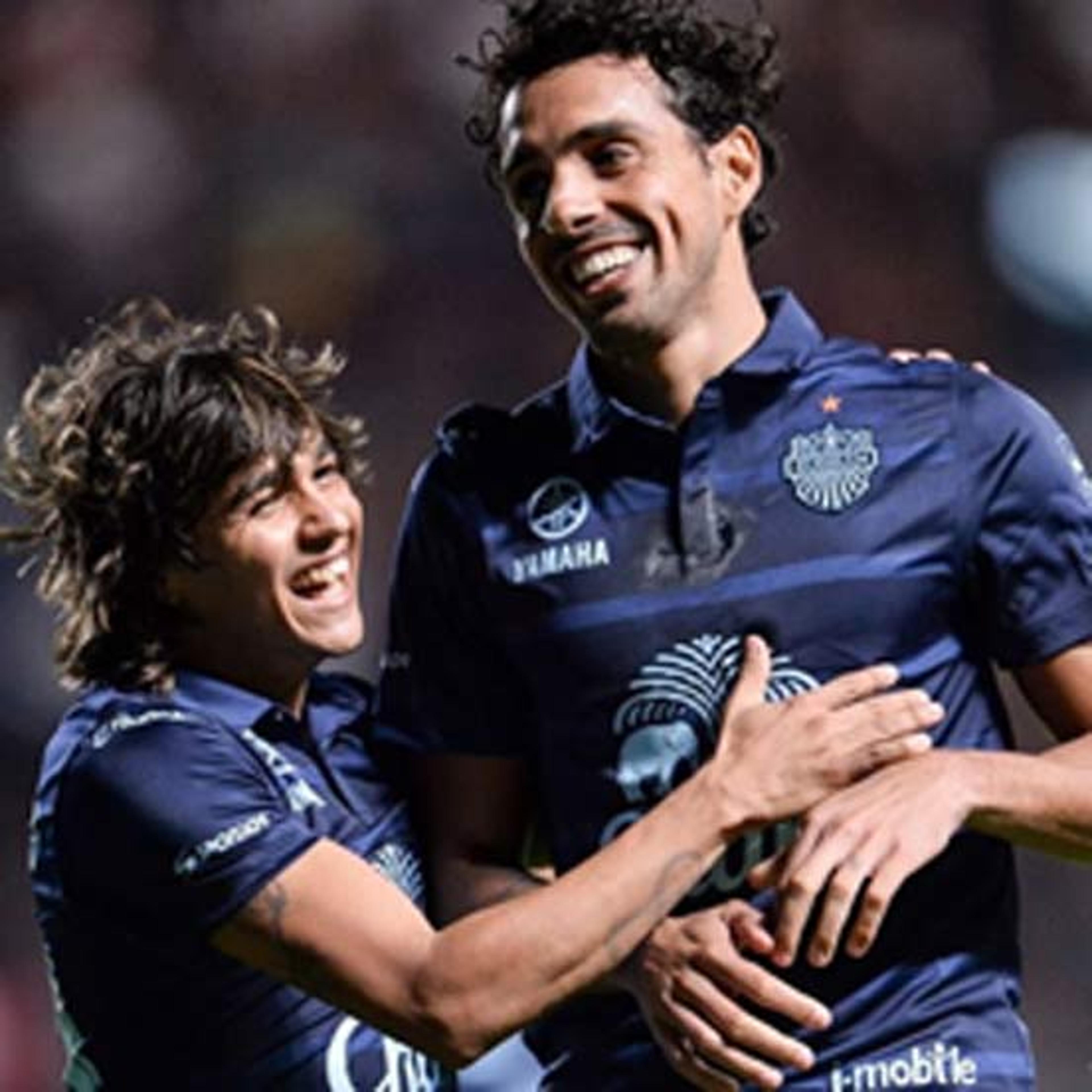 Com dois gols de Diogo, Buriram vence e assume a ponta na Tailândia