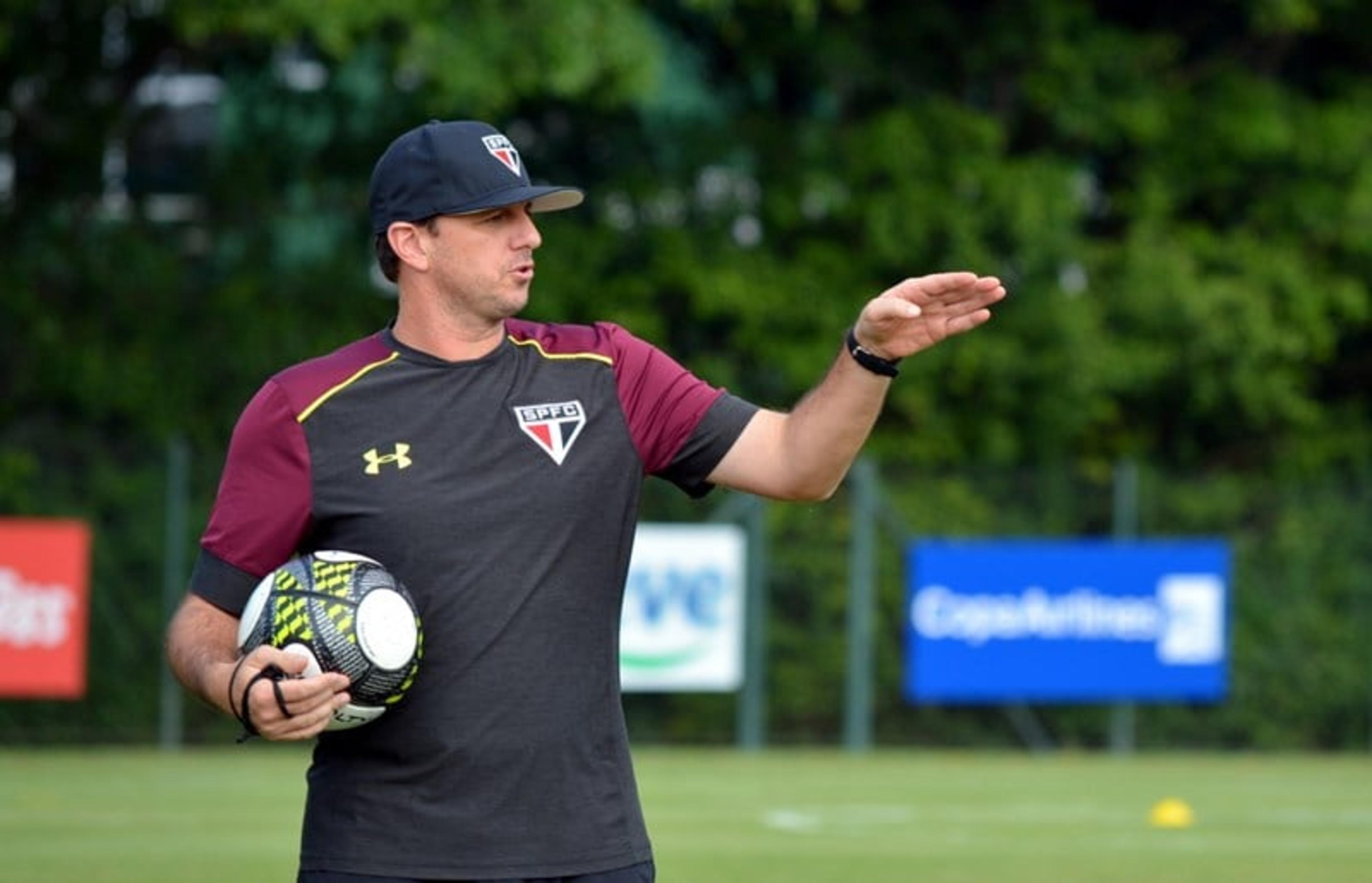 Sem Araruna, São Paulo faz último treino antes de voltar ao Morumbi